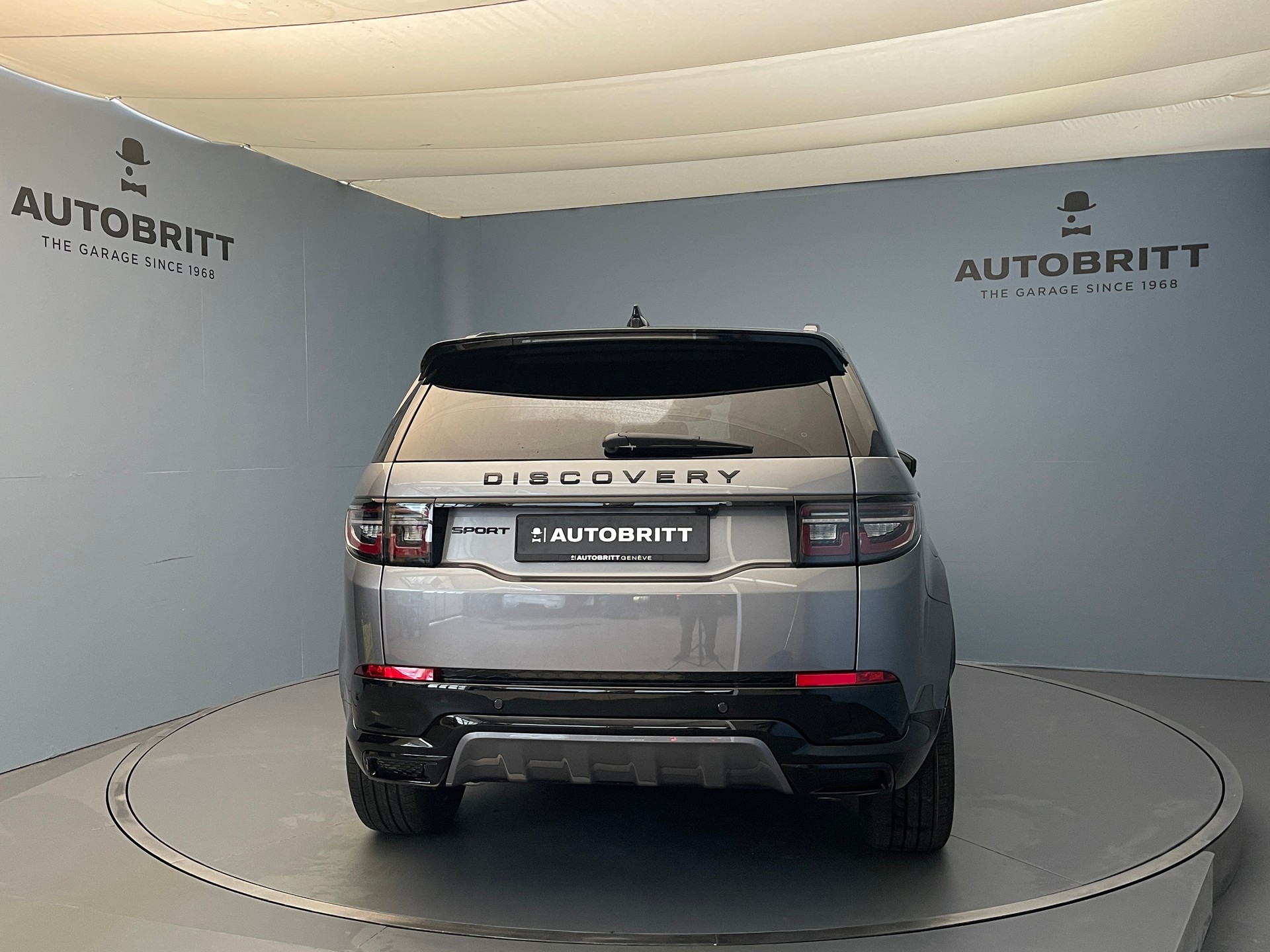 LAND ROVER Discovery Sport 1.5 T 270e Dynamic SE-image-4