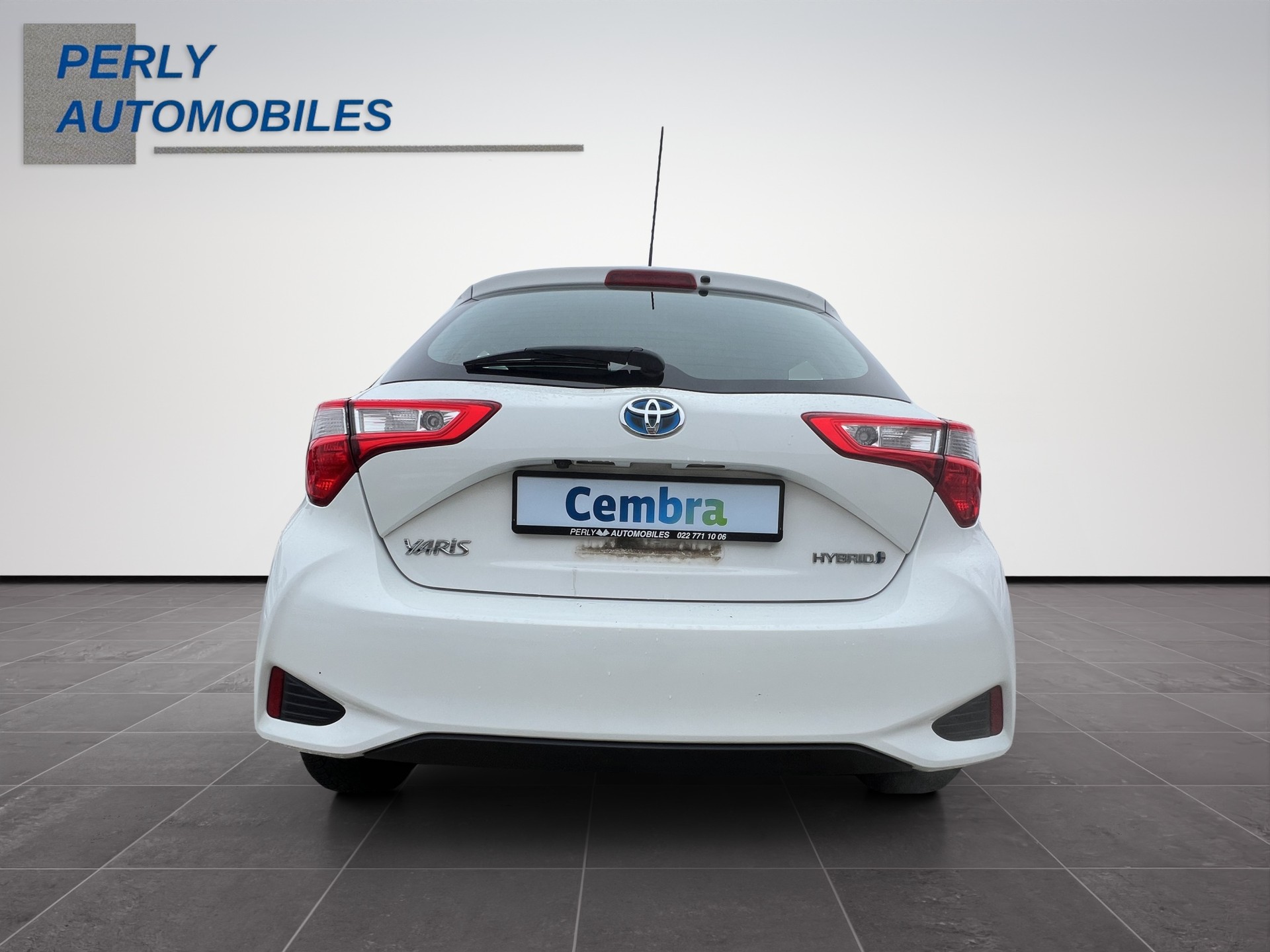 TOYOTA Yaris 1.5 Hybrid Comfort-image-4