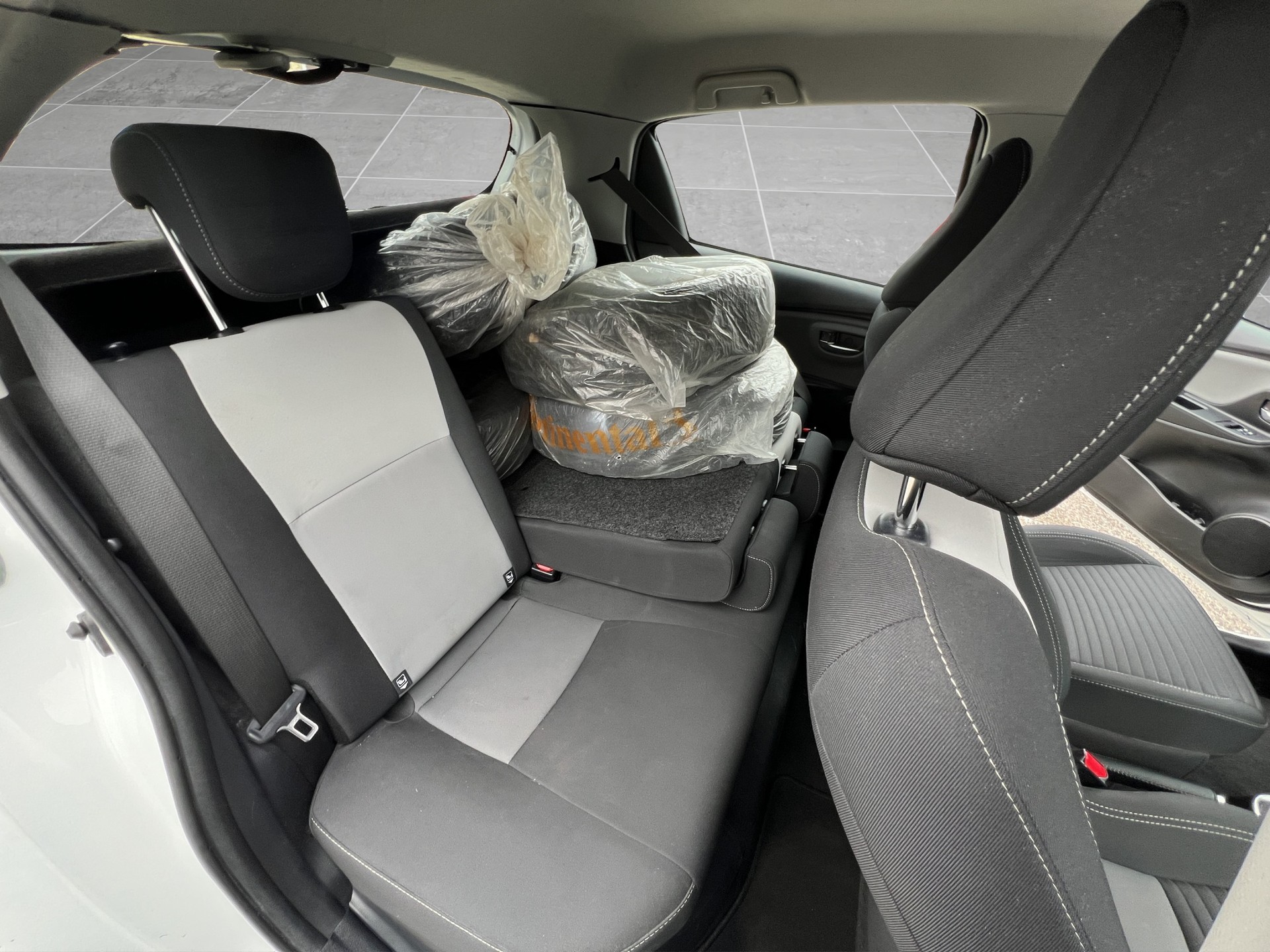 TOYOTA Yaris 1.5 Hybrid Comfort-image-14
