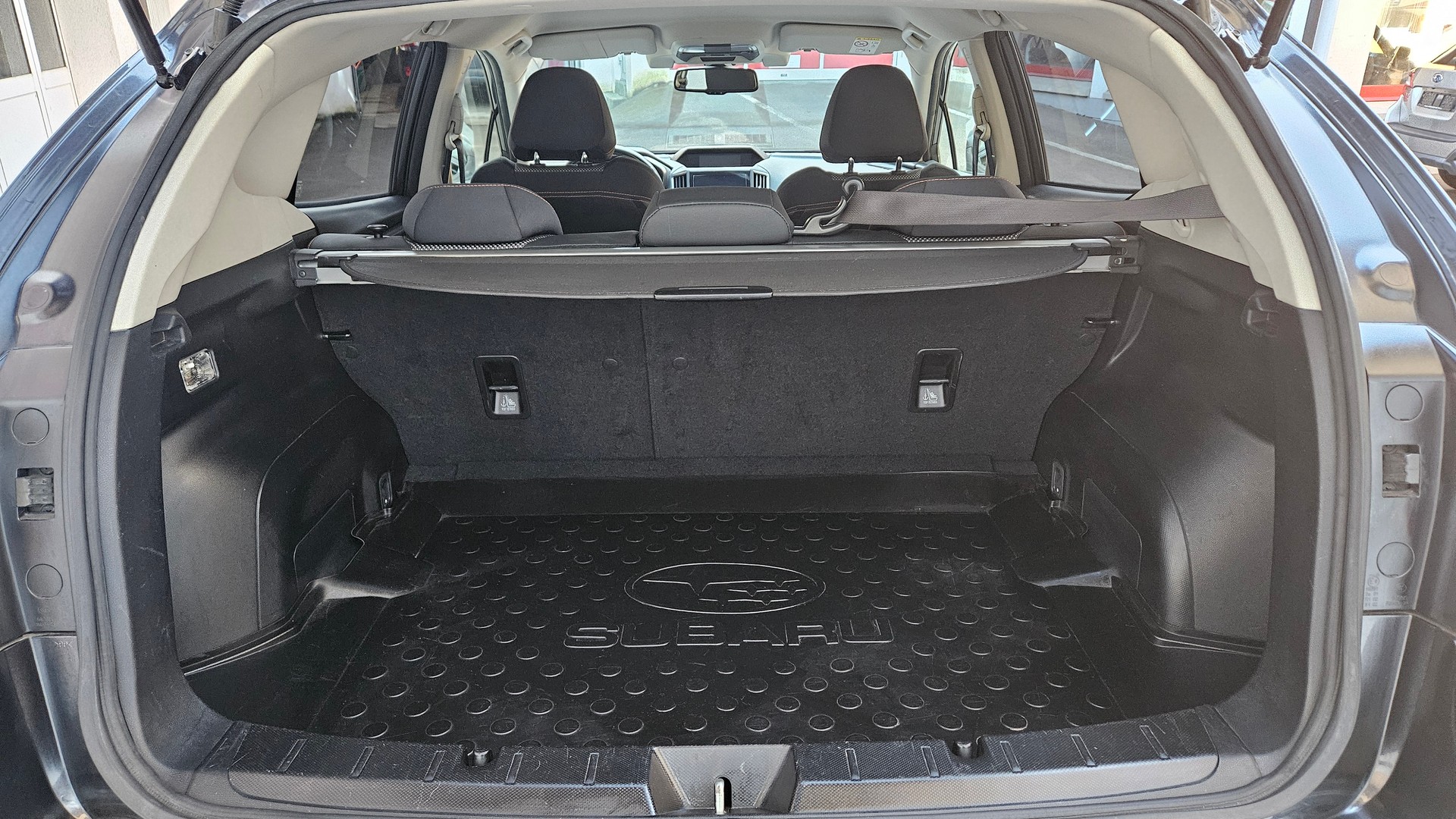 SUBARU XV 2.0 Swiss AWD Lineartronic-image-7