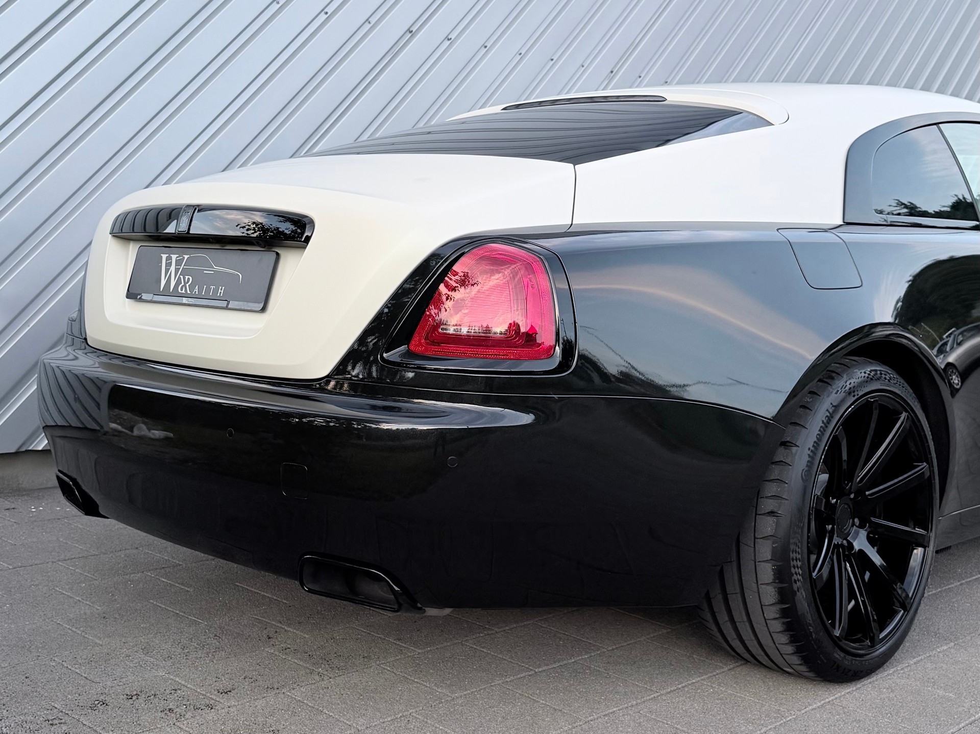 ROLLS-ROYCE Wraith 6.6 V12 Goodwood Bespoke-image-17