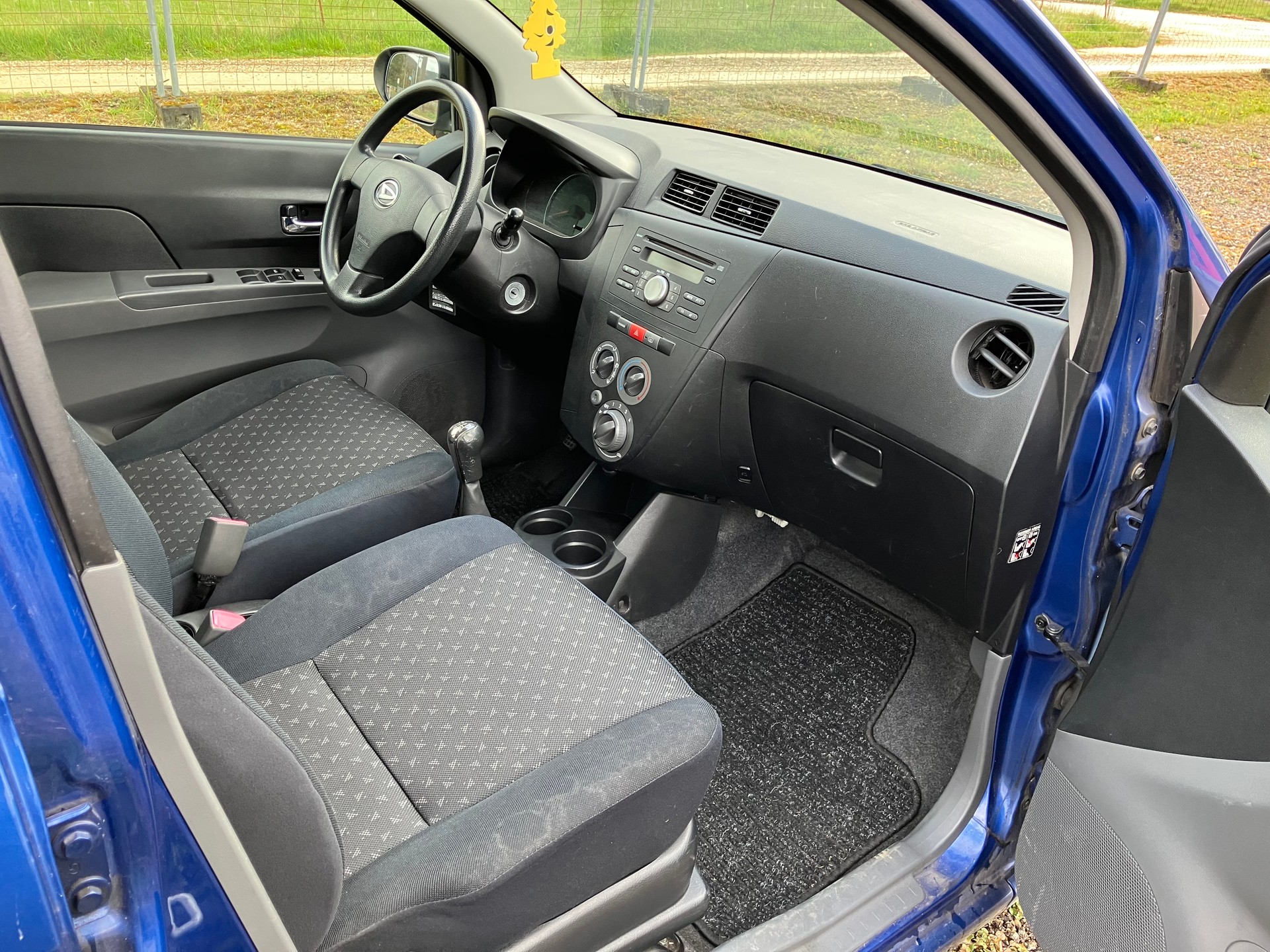 DAIHATSU Cuore 1.0 SX-image-6