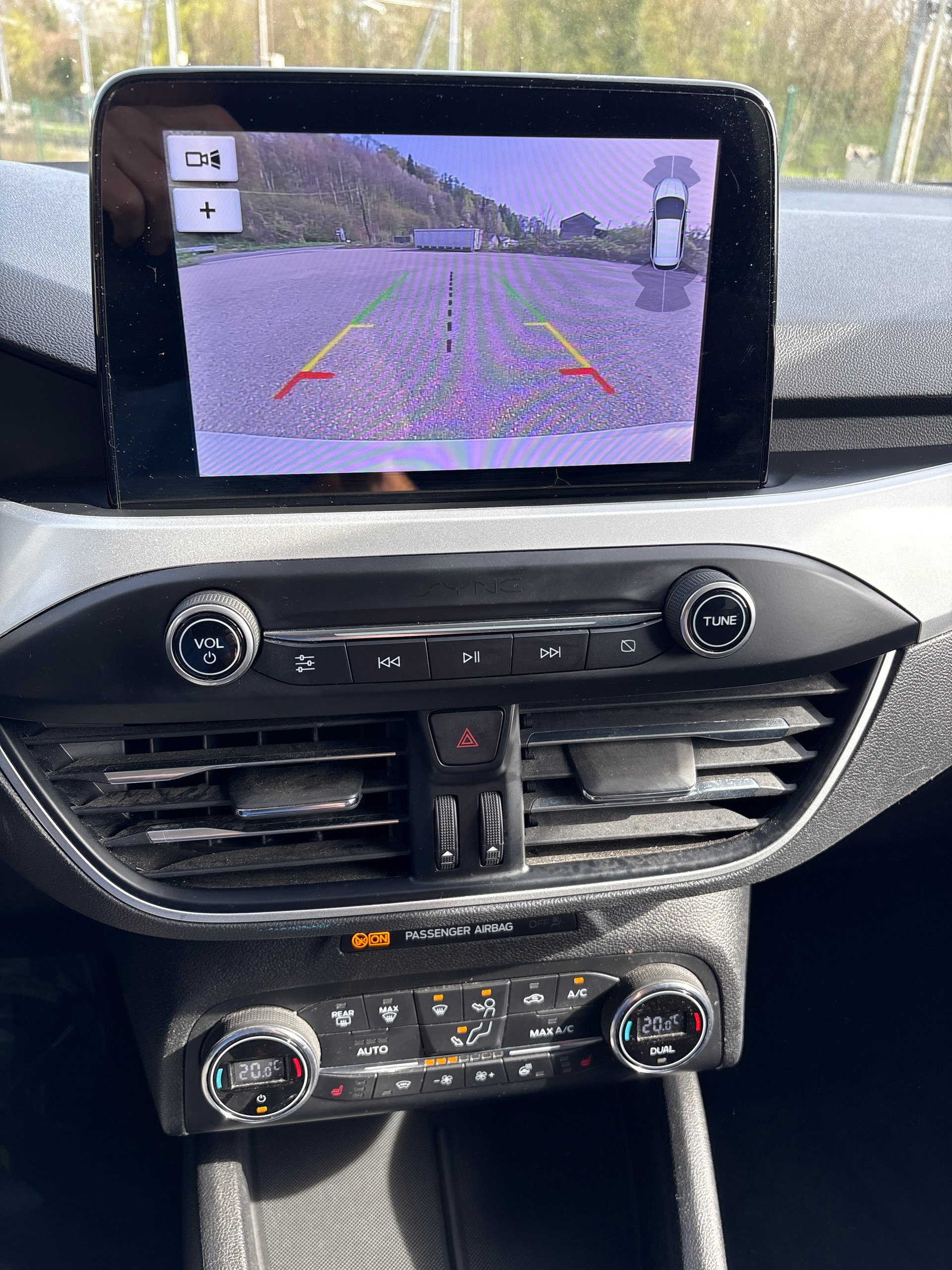 FORD Focus 1.0 SCTi Trend+ Automatic-image-10