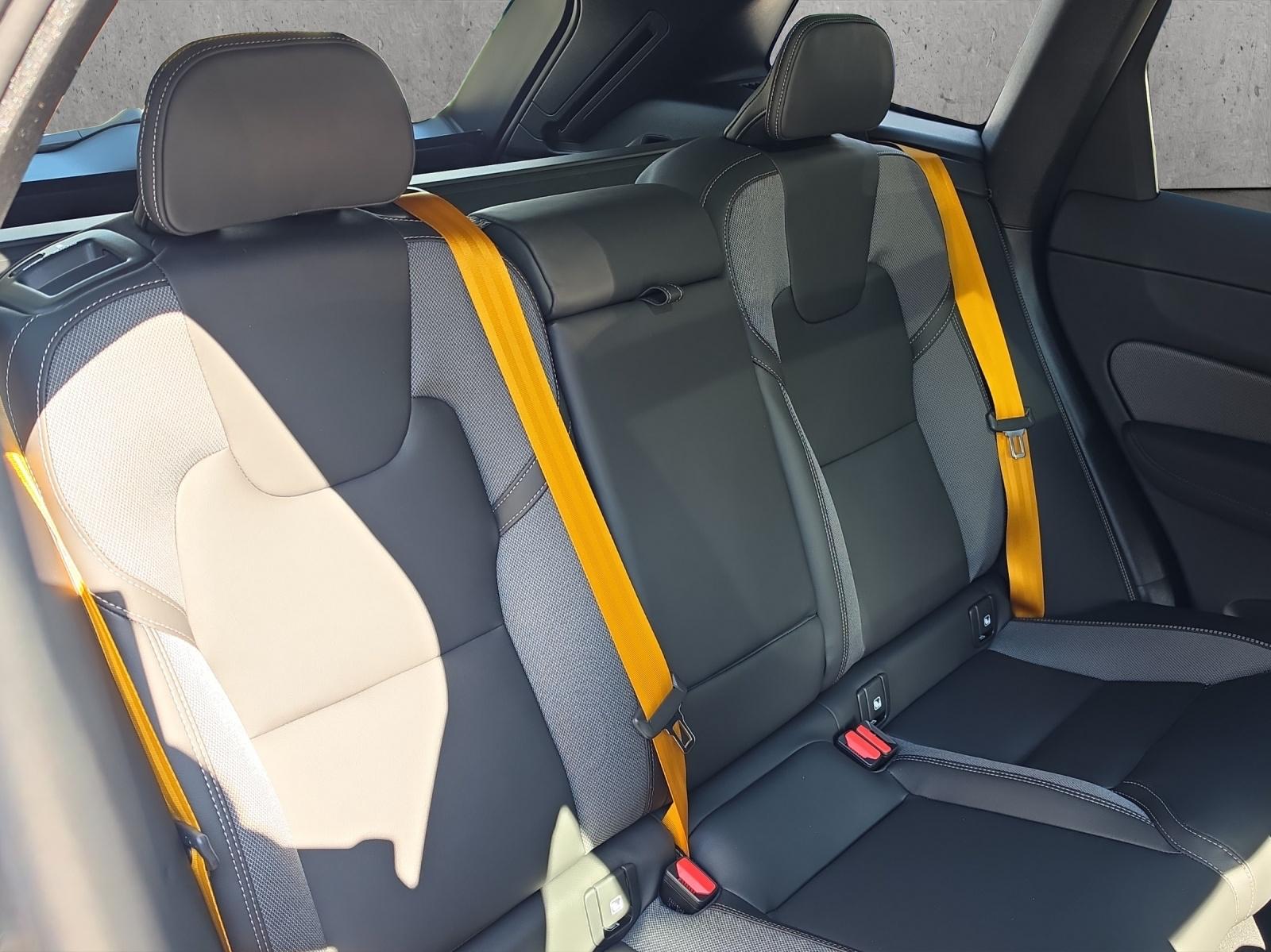VOLVO XC60 T8 eAWD PluginHybrid Polestar Geartronic-image-15