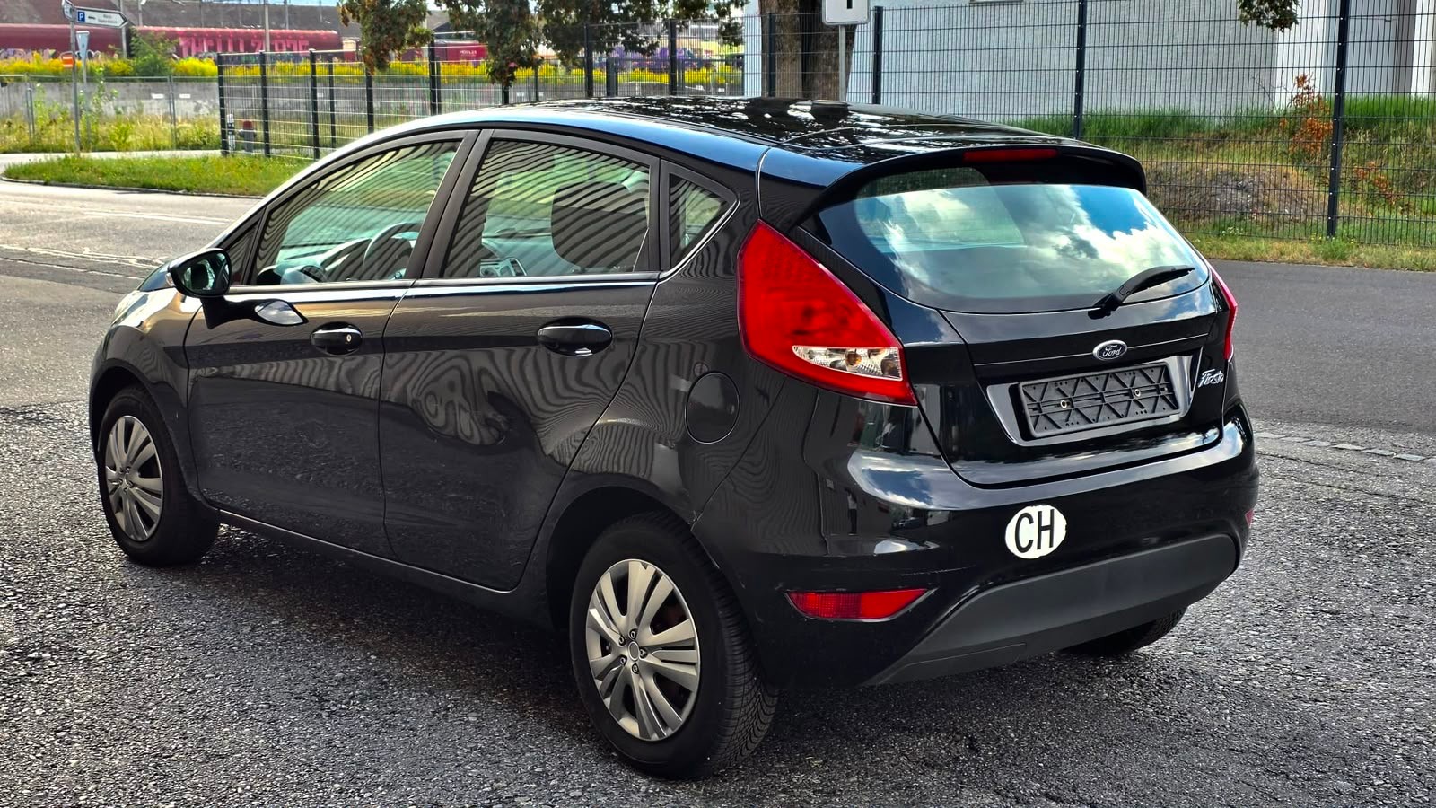 FORD Fiesta 1.25 16V Trend+-image-13