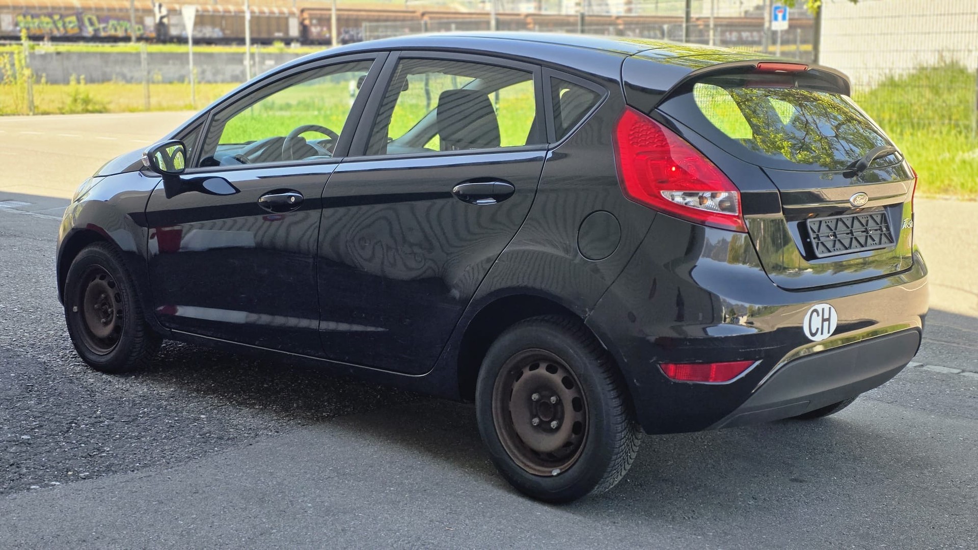 FORD Fiesta 1.25 16V Trend+-image-3