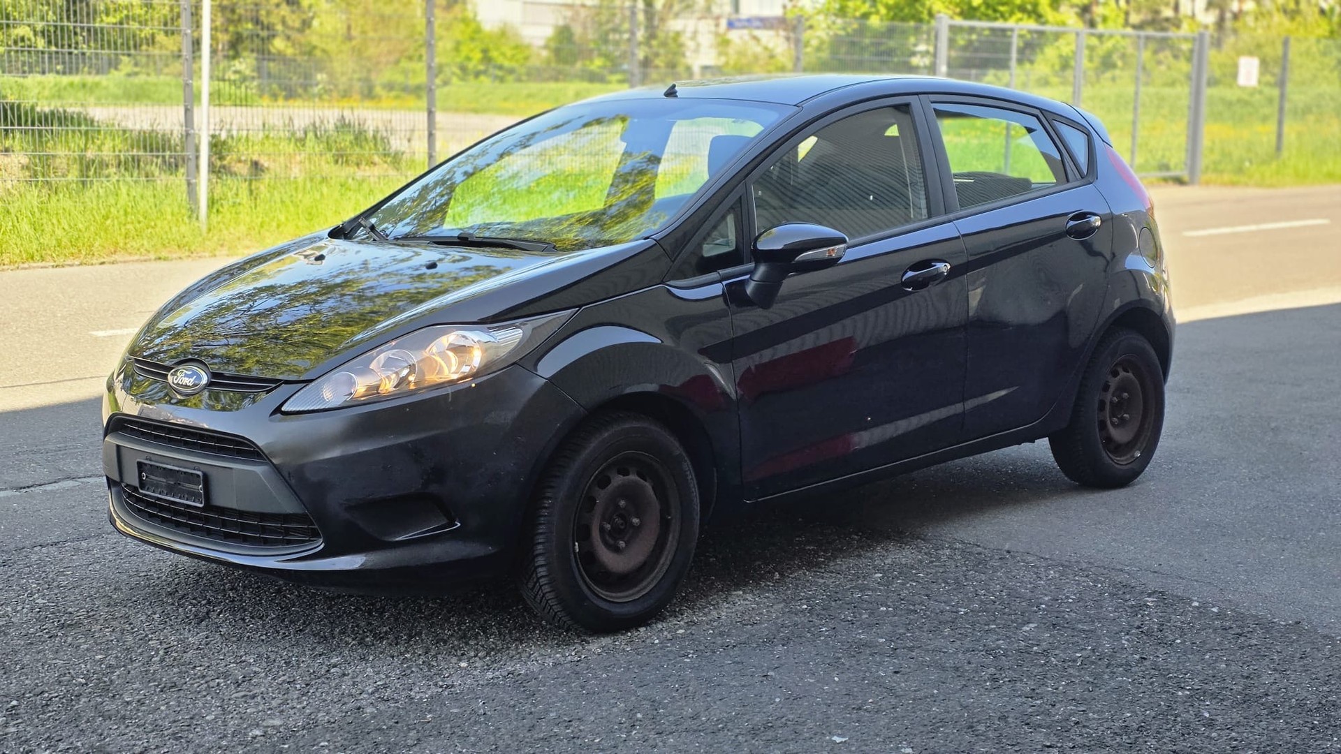 FORD Fiesta 1.25 16V Trend+-image-2