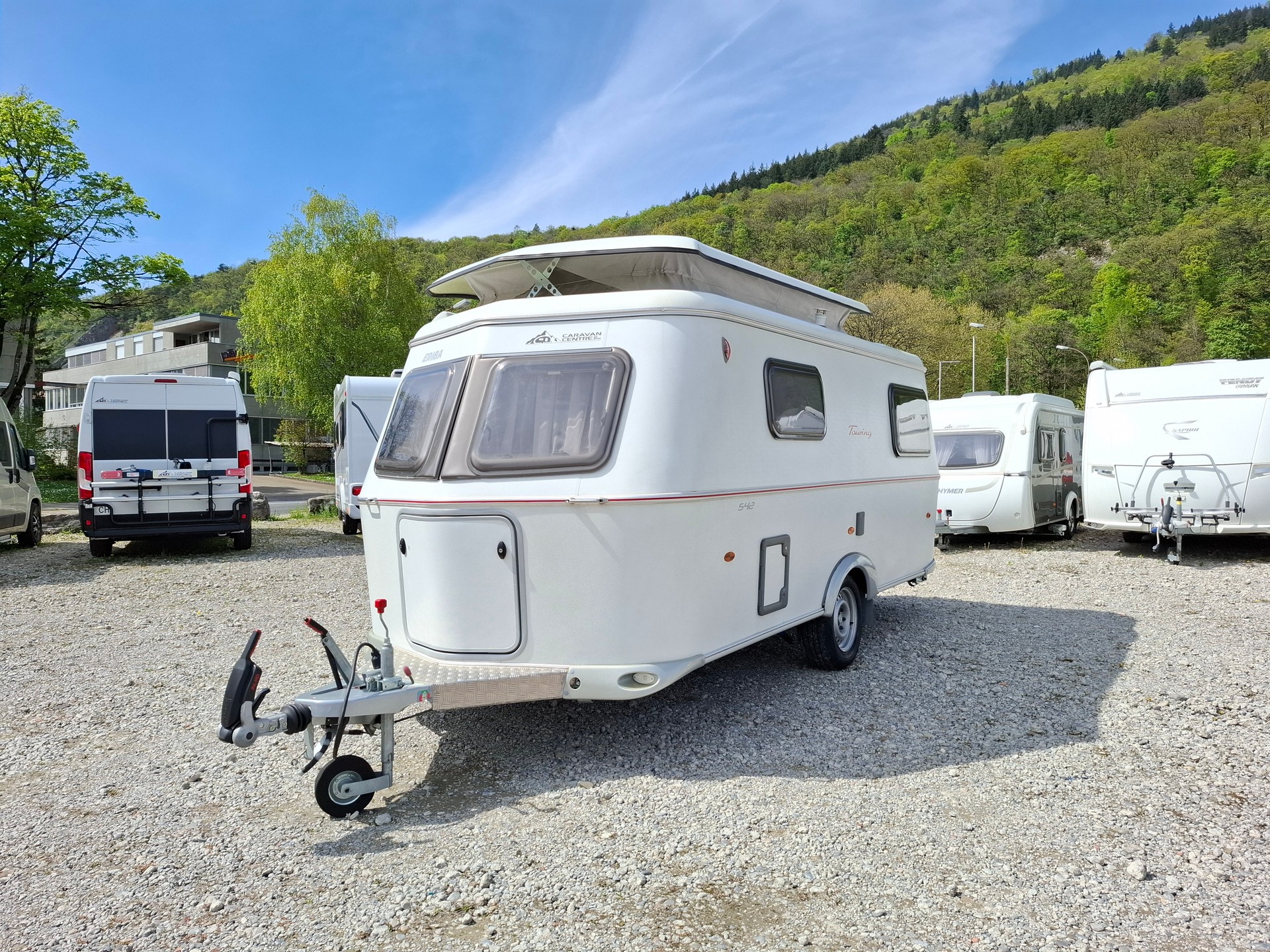 ERIBA Troll 542 GT - Kultwohnwagen mit Längsbett!-image-7