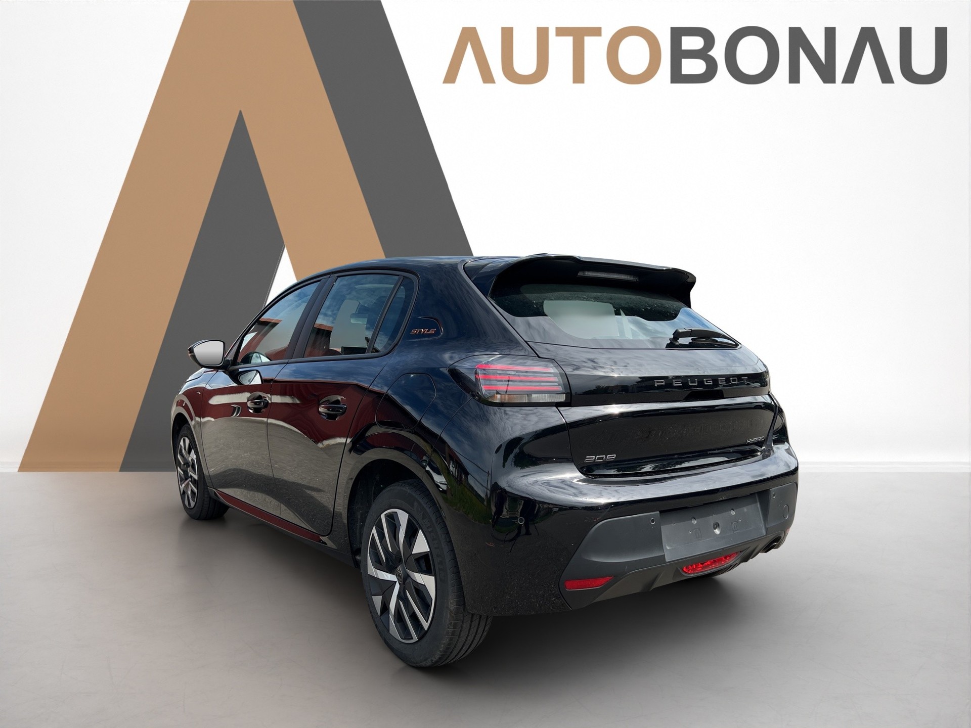 PEUGEOT 208 1.2 Hybrid Style-showroom-element-2