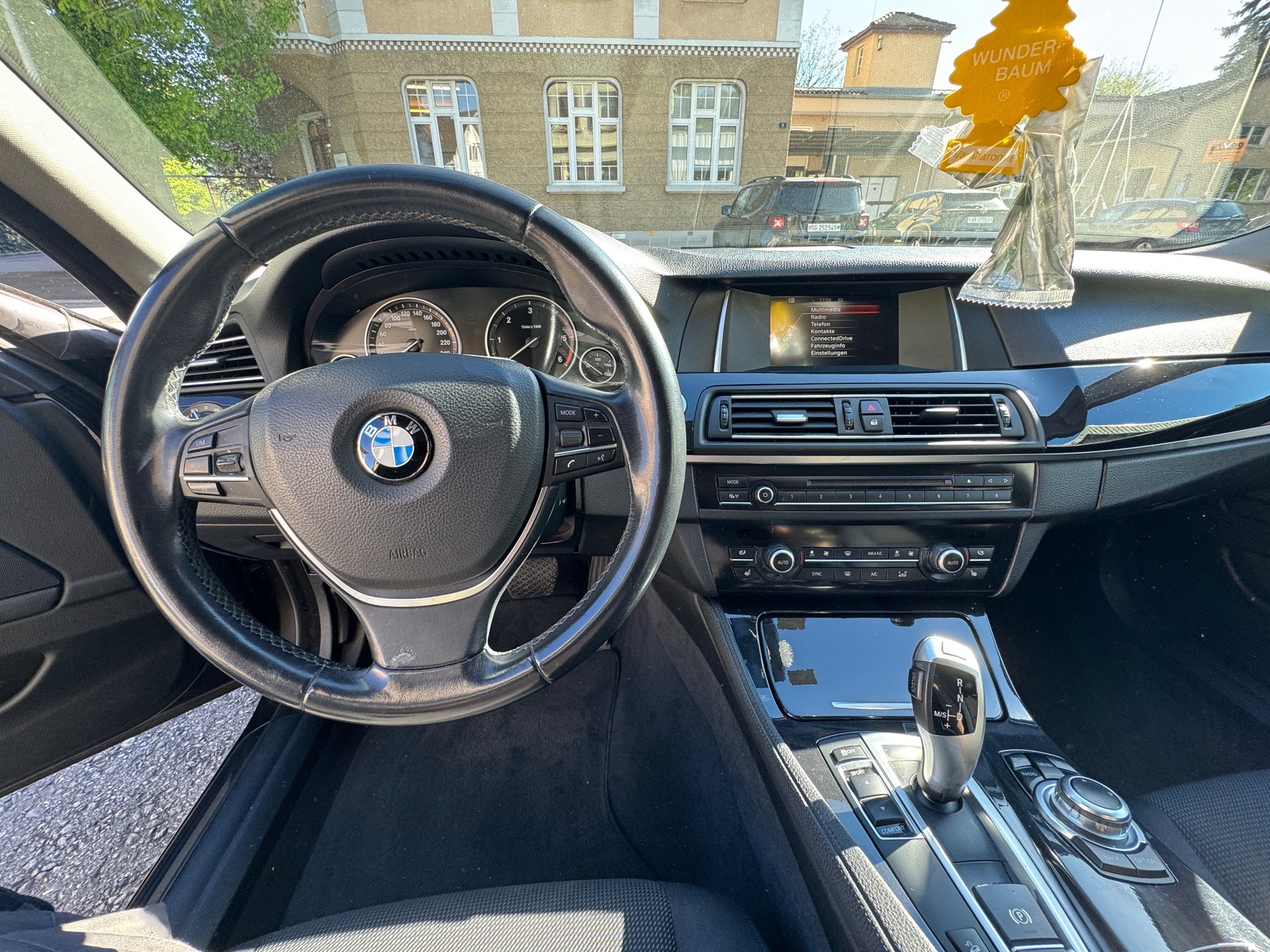 BMW 520d Touring xDrive Steptronic-image-20