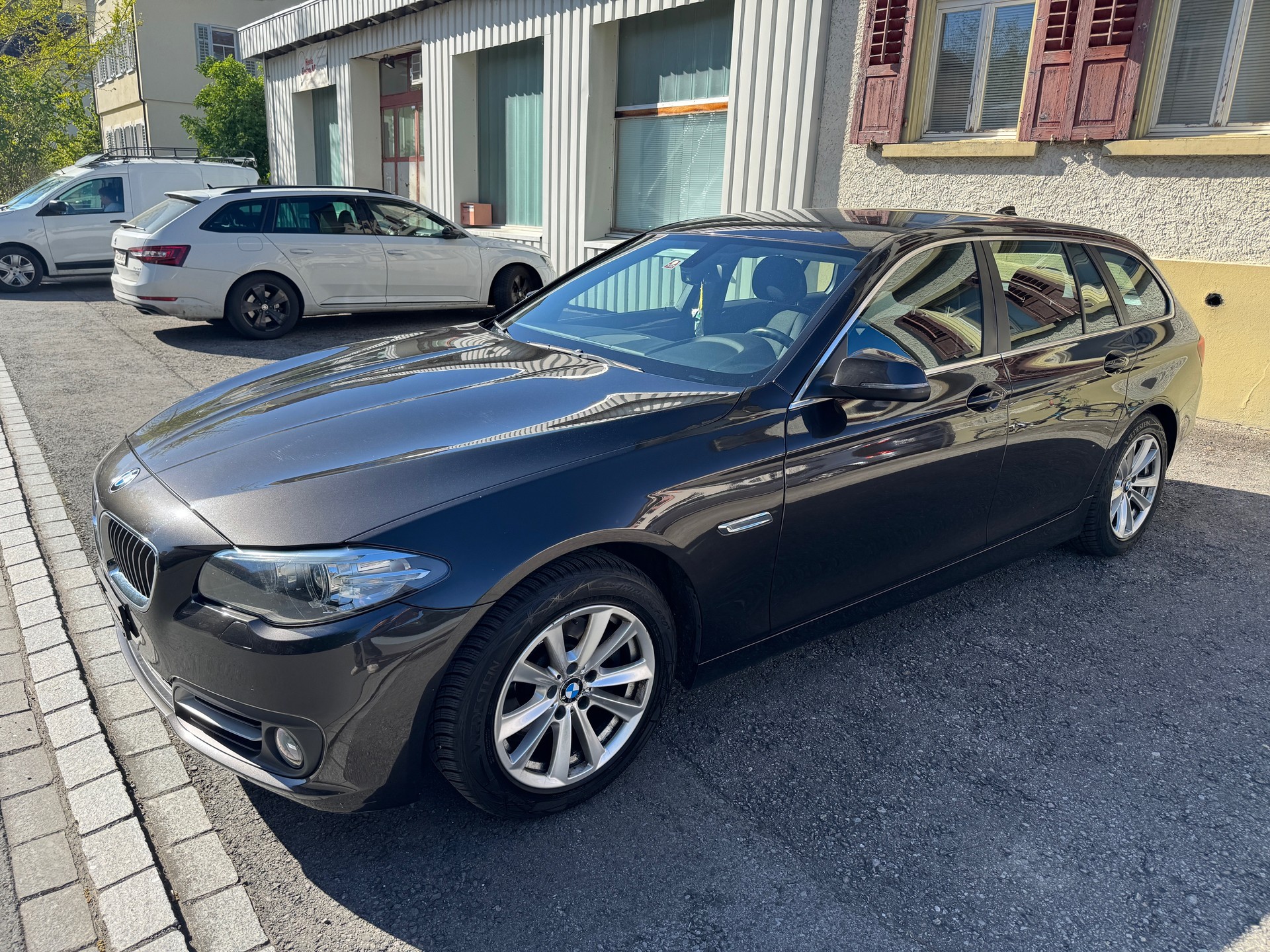 BMW 520d Touring xDrive Steptronic-image-7