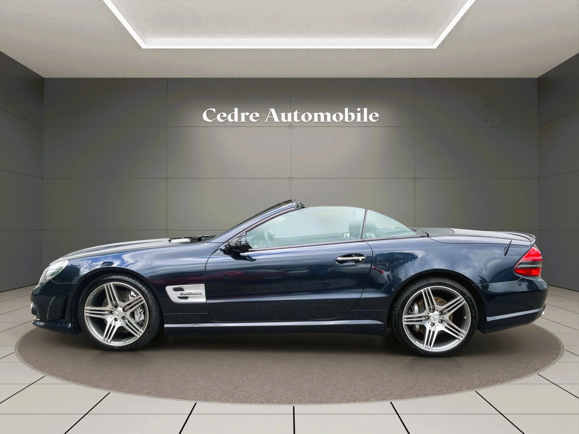 MERCEDES-BENZ SL 63 AMG Speedshift MCT-showroom-element-2