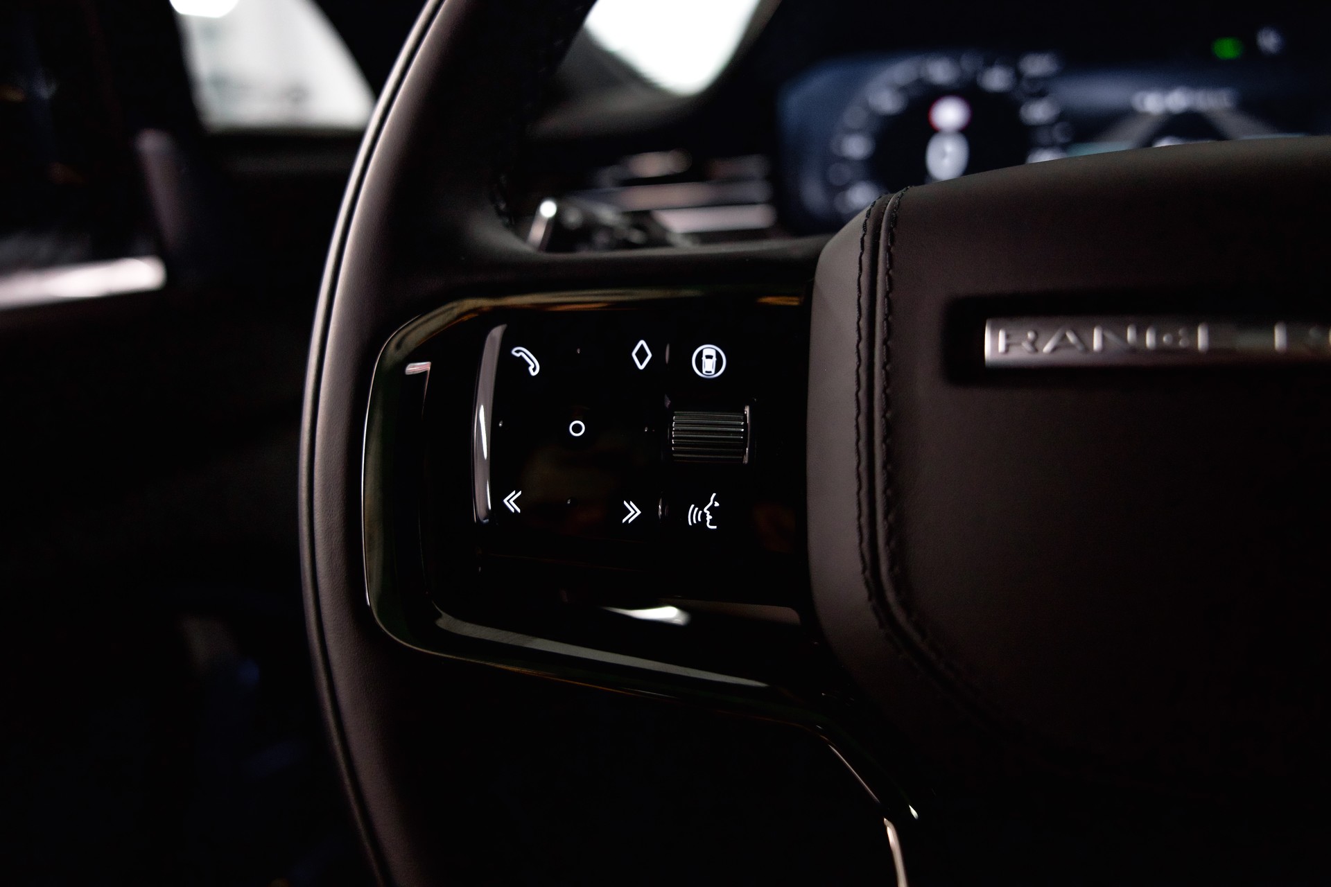 LAND ROVER Range Rover Sport P460e 3.0 Si6 PHEV Dynamic HSE Automatic *CH-FAHRZEUG*-image-30