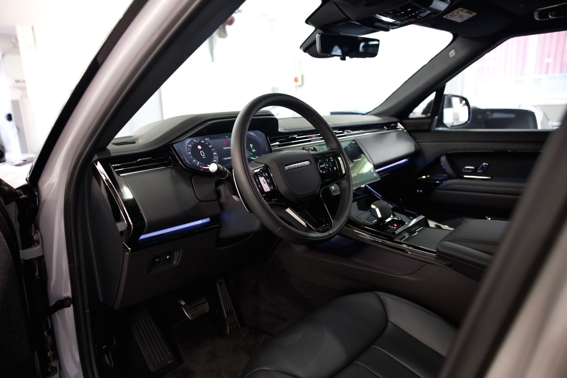 LAND ROVER Range Rover Sport P460e 3.0 Si6 PHEV Dynamic HSE Automatic *CH-FAHRZEUG*-image-17
