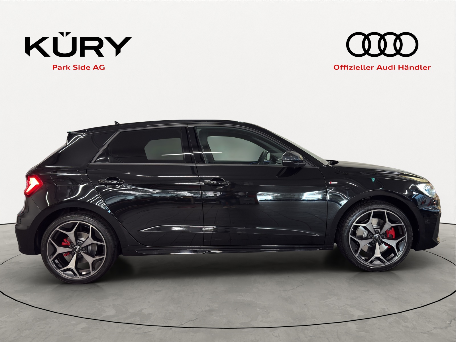 AUDI A1 Sportback 40 TFSI S line 207PS-showroom-element-2