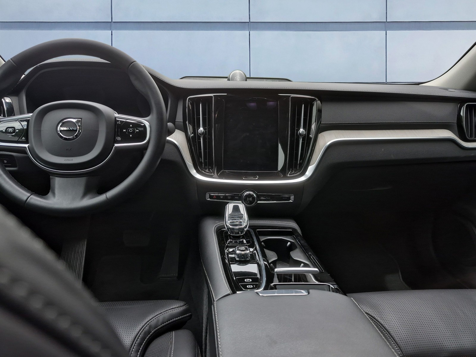 VOLVO S60 2.0 T8 TE Ultimate Dark eAWD-image-11