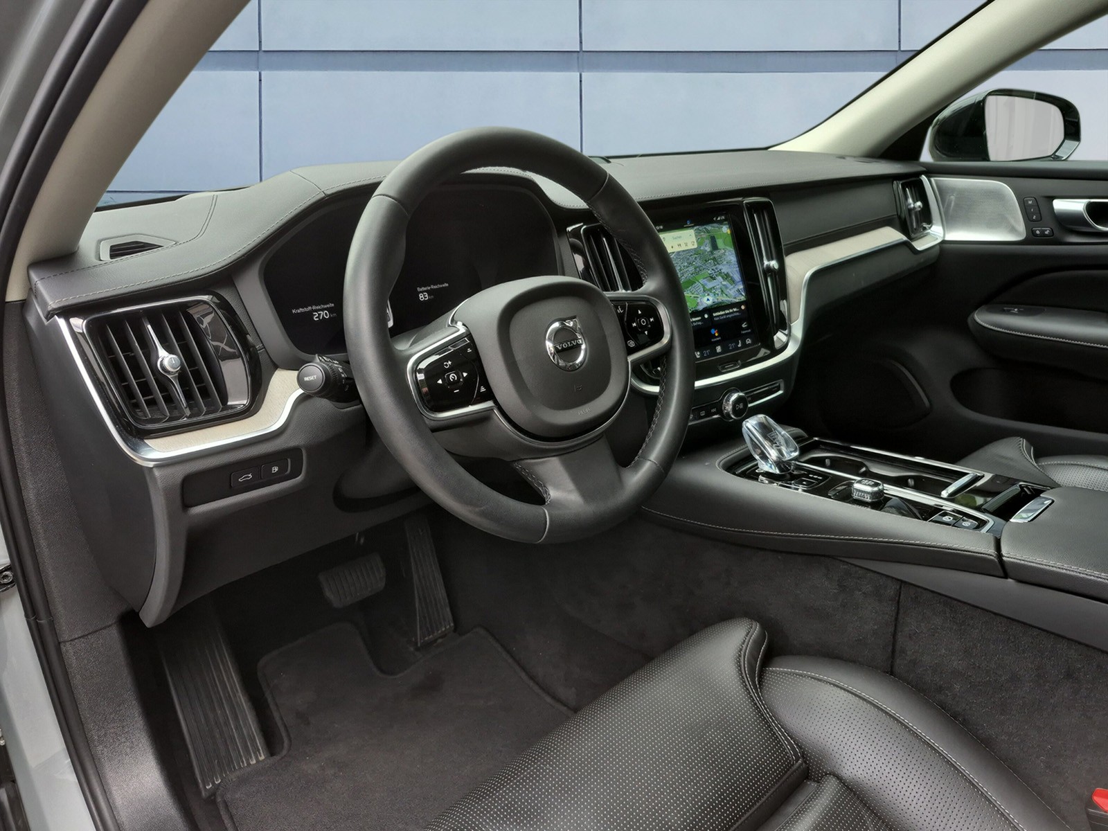 VOLVO S60 2.0 T8 TE Ultimate Dark eAWD-image-10