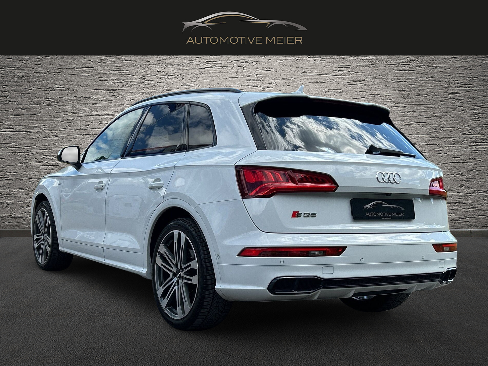 AUDI SQ5 3.0 TFSI quattro S-tronic-Schiebedach-el.Sitzverstellung-Luftfahrwerk-AHK-Virtual Cokpit-Adaptiver Tempomat-showroom-element-2