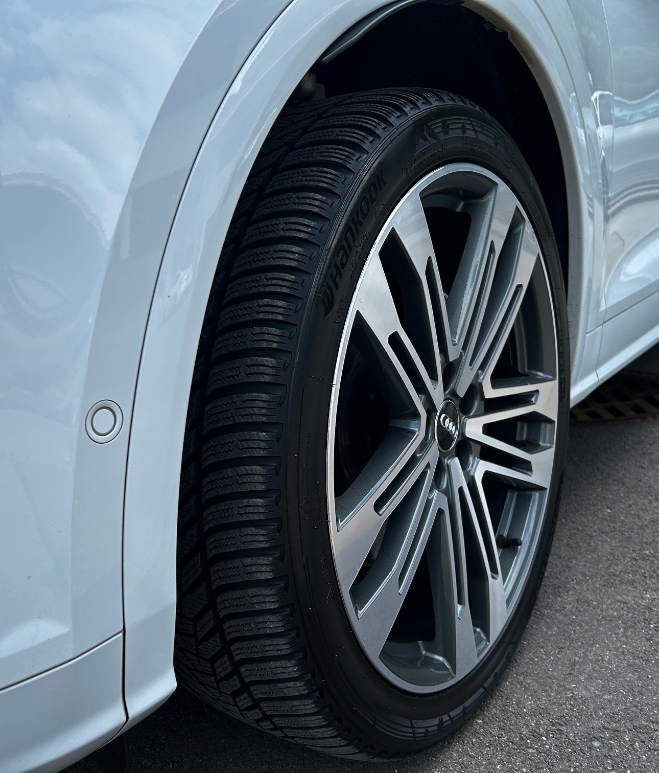 AUDI SQ5 3.0 TFSI quattro S-tronic-Schiebedach-el.Sitzverstellung-Luftfahrwerk-AHK-Virtual Cokpit-Adaptiver Tempomat-image-27