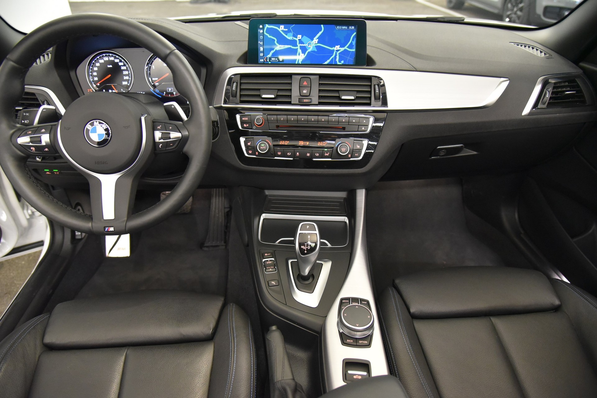 BMW 220d Cabrio LCI M Sport Steptronic SAG (F23 CH)-image-7