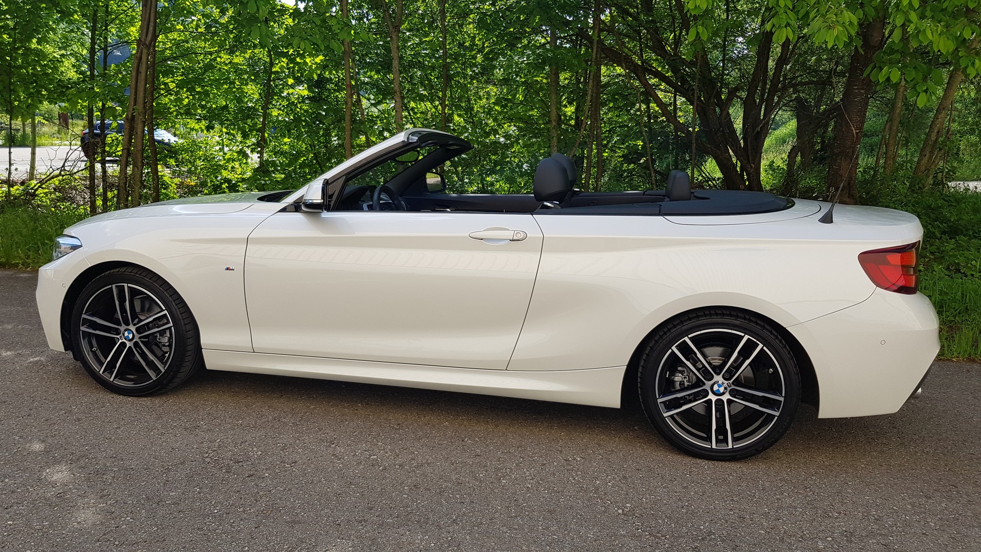 BMW 220d Cabrio LCI M Sport Steptronic SAG (F23 CH)-image-1