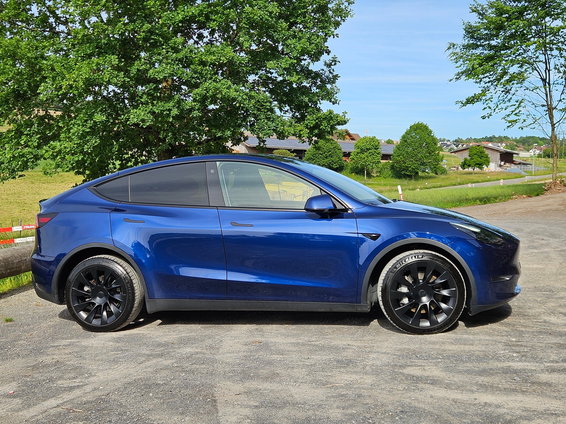 TESLA Model Y Long Range, Enhanced AP, Beschleunigungs Boost-image-1