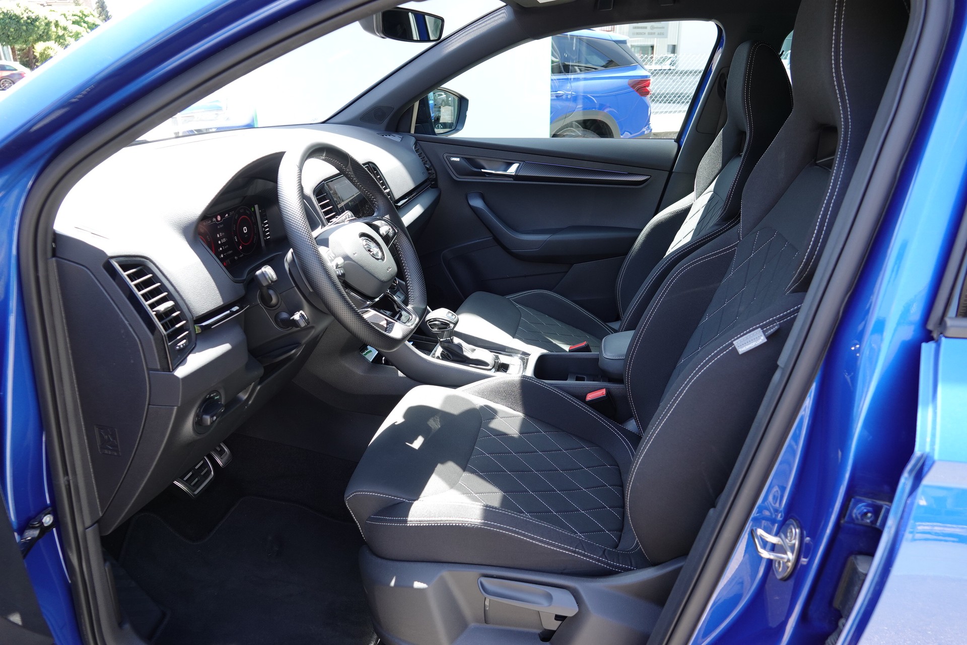 SKODA Karoq 2.0 TSI SportLine DSG 4x4-image-12