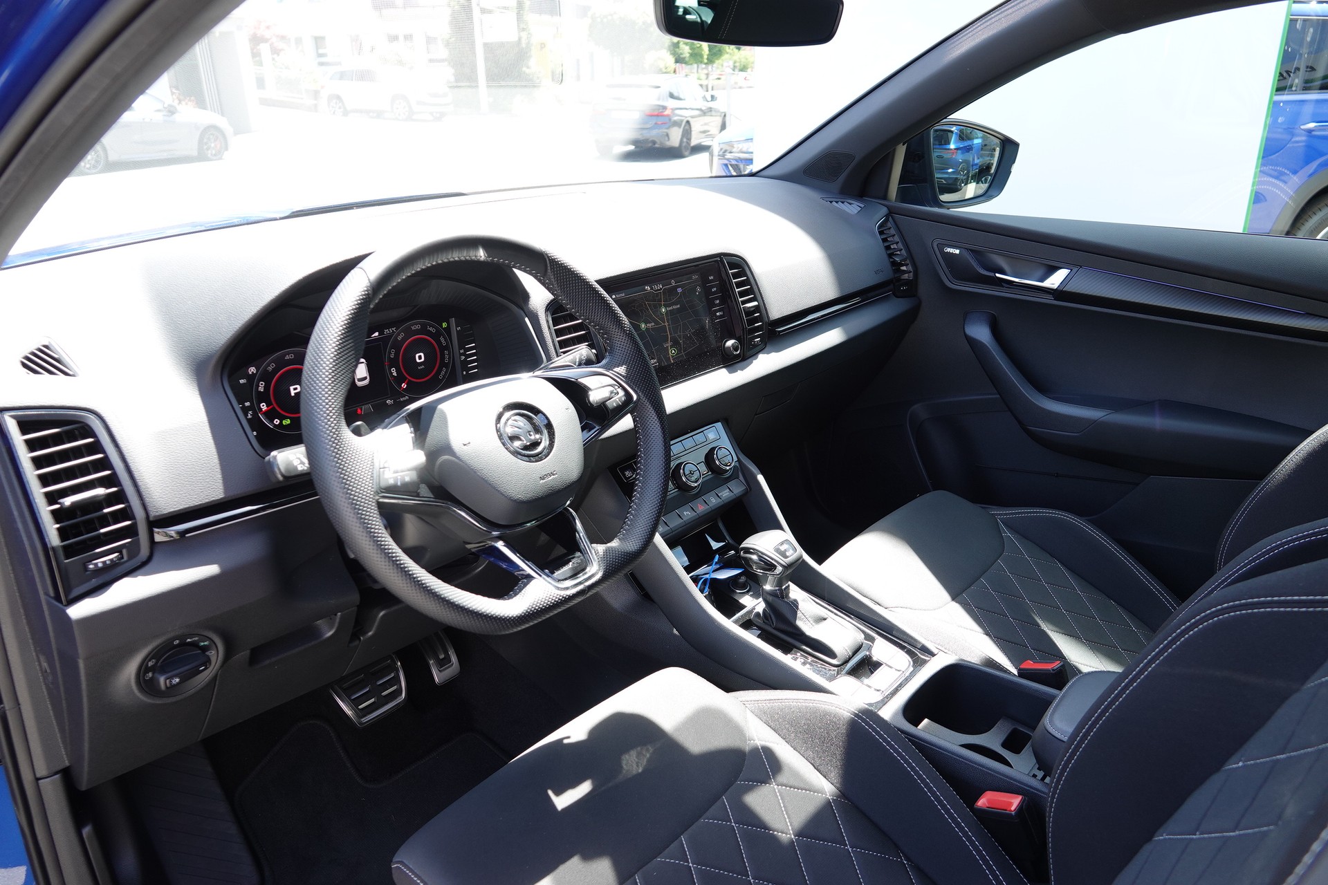 SKODA Karoq 2.0 TSI SportLine DSG 4x4-image-8