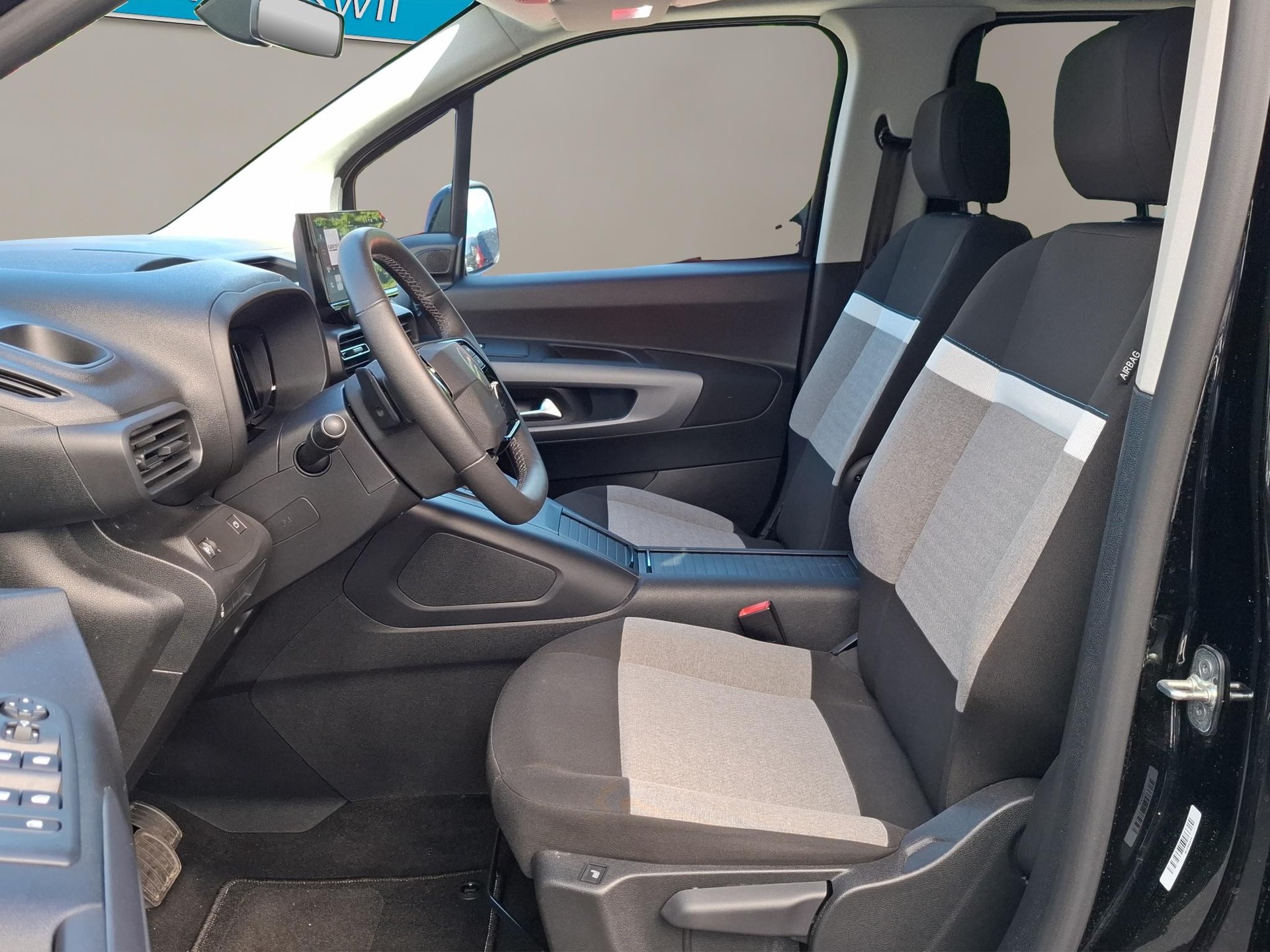 CITROEN Berlingo XL 1.5 BlueHDi 130 Max-image-5