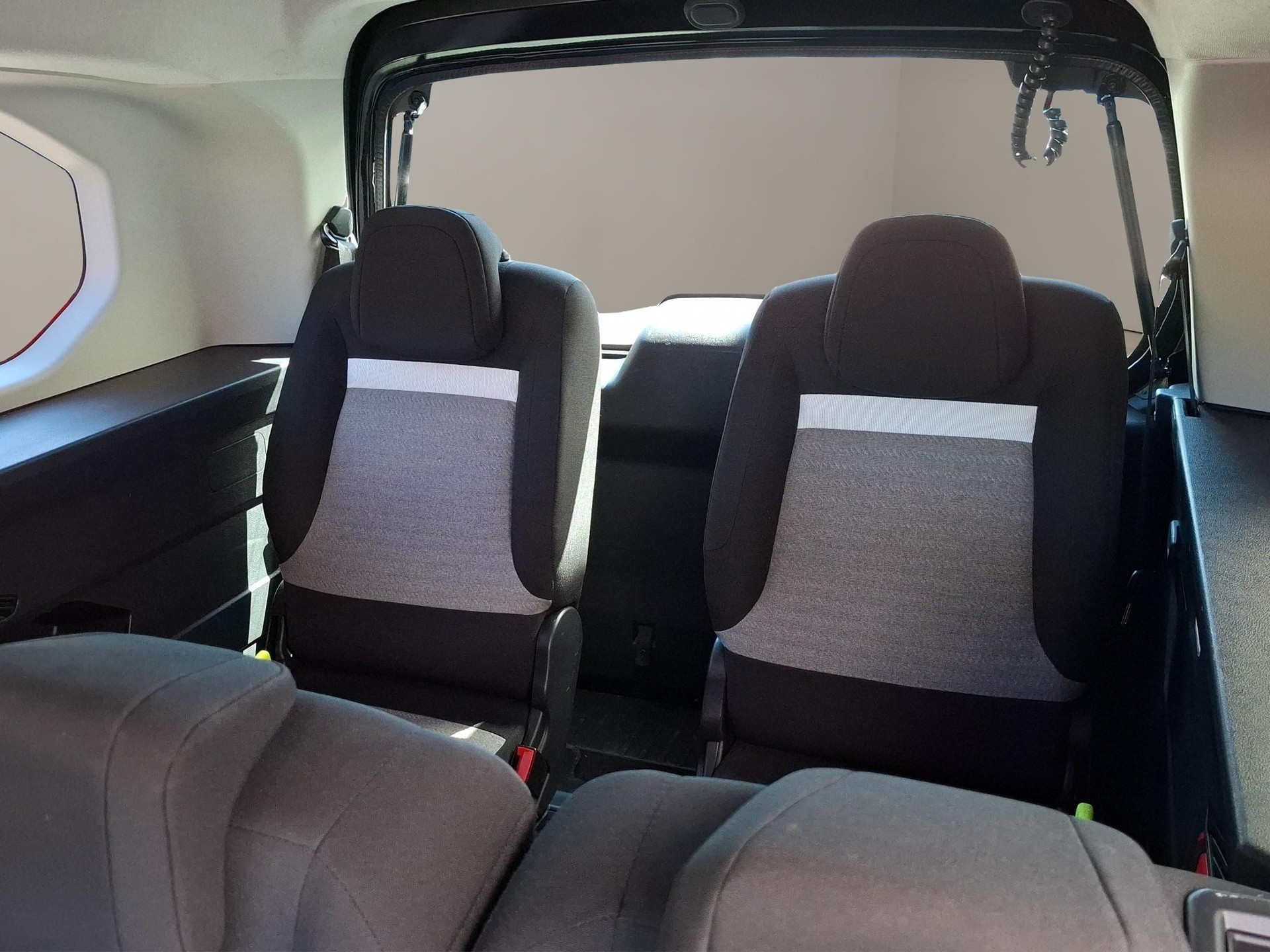 CITROEN Berlingo XL 1.5 BlueHDi 130 Max-image-12
