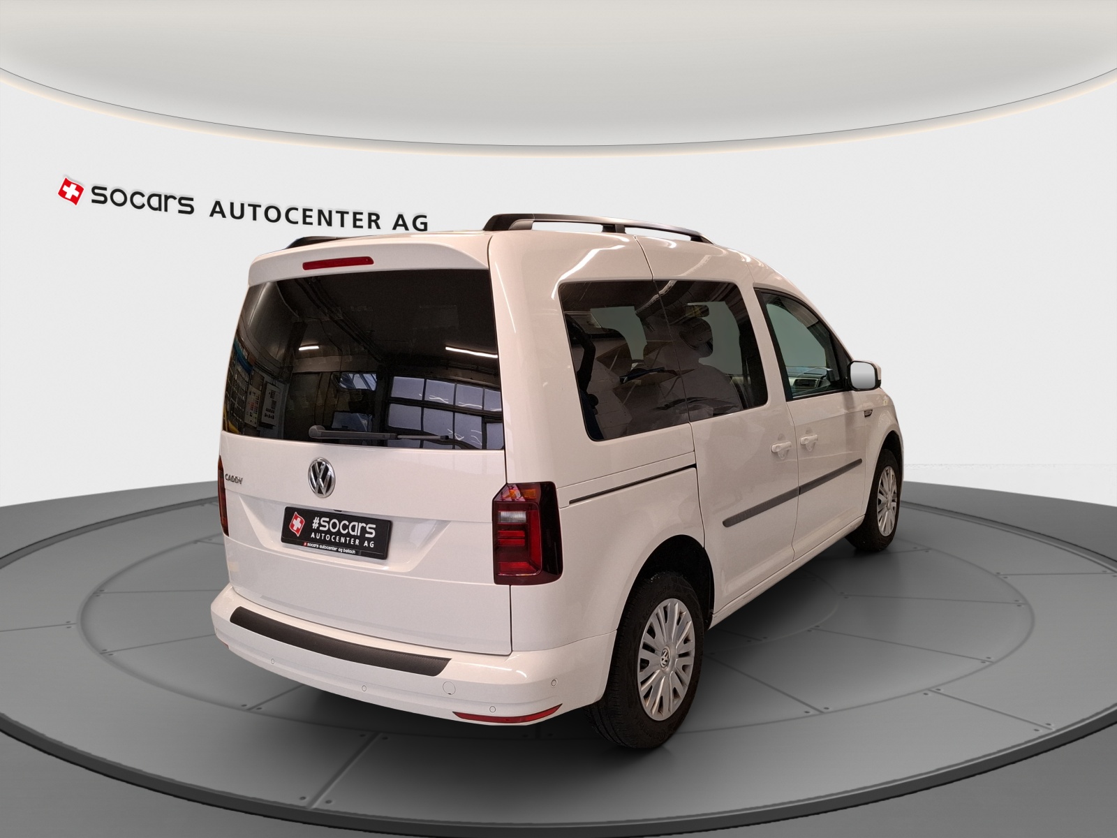 VW Caddy 2.0 TDI Family DSG-image-1