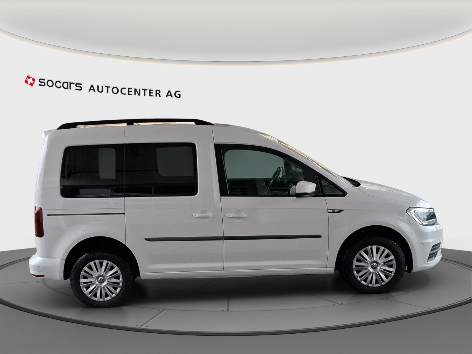VW Caddy 2.0 TDI Family DSG-image-5
