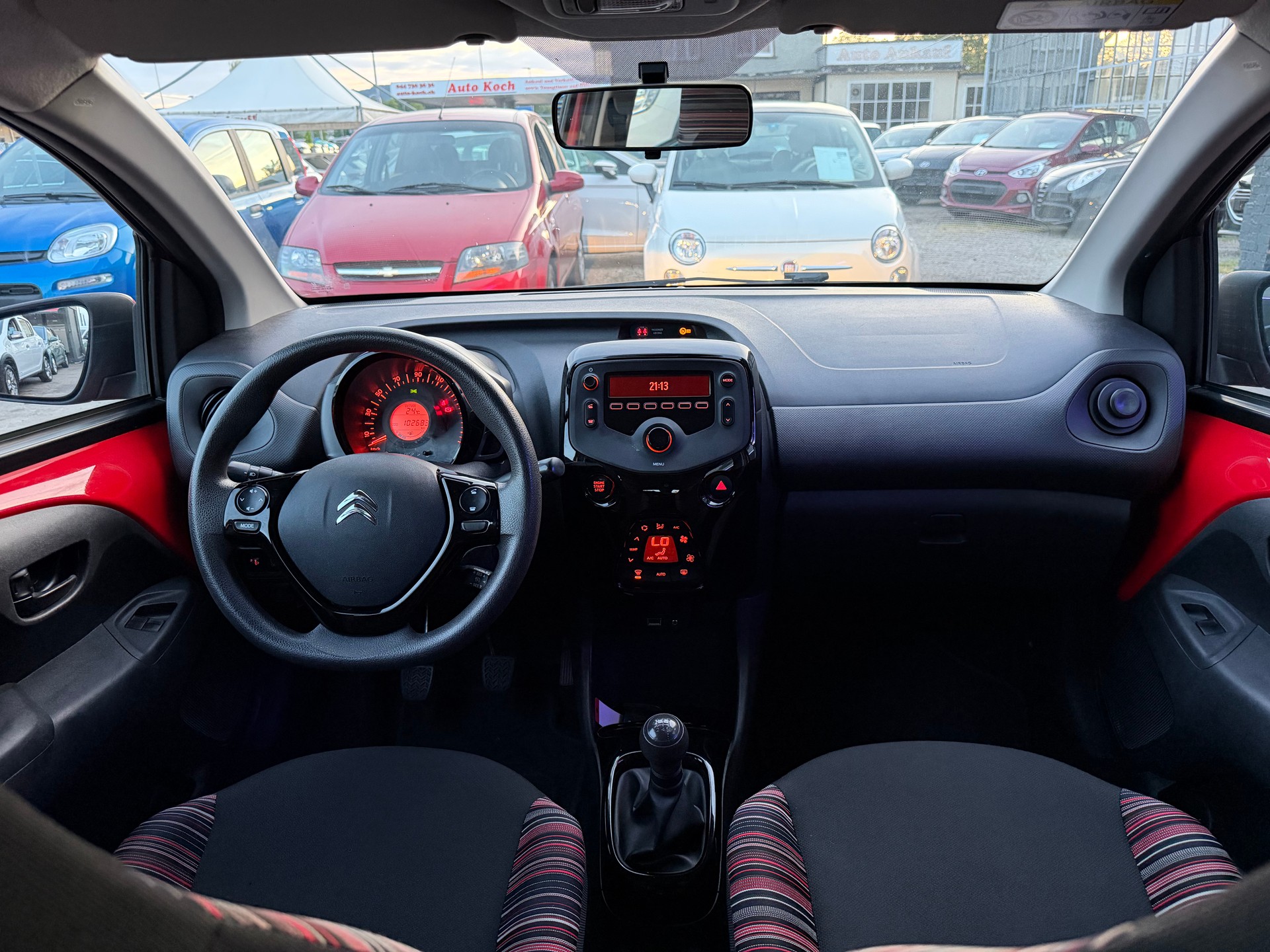 CITROEN C1 1.0 VTi Shine Stop&Start-image-12