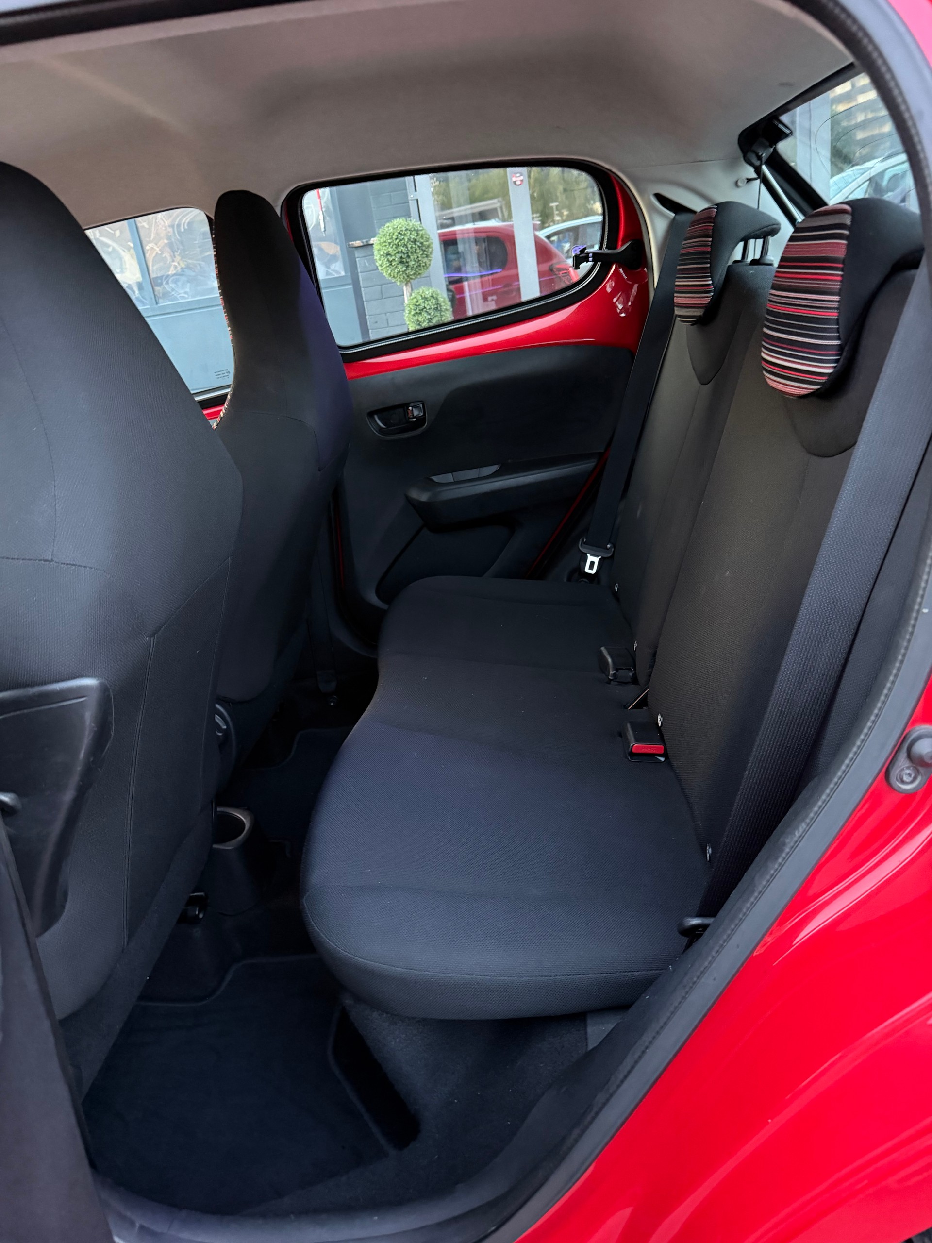 CITROEN C1 1.0 VTi Shine Stop&Start-image-11
