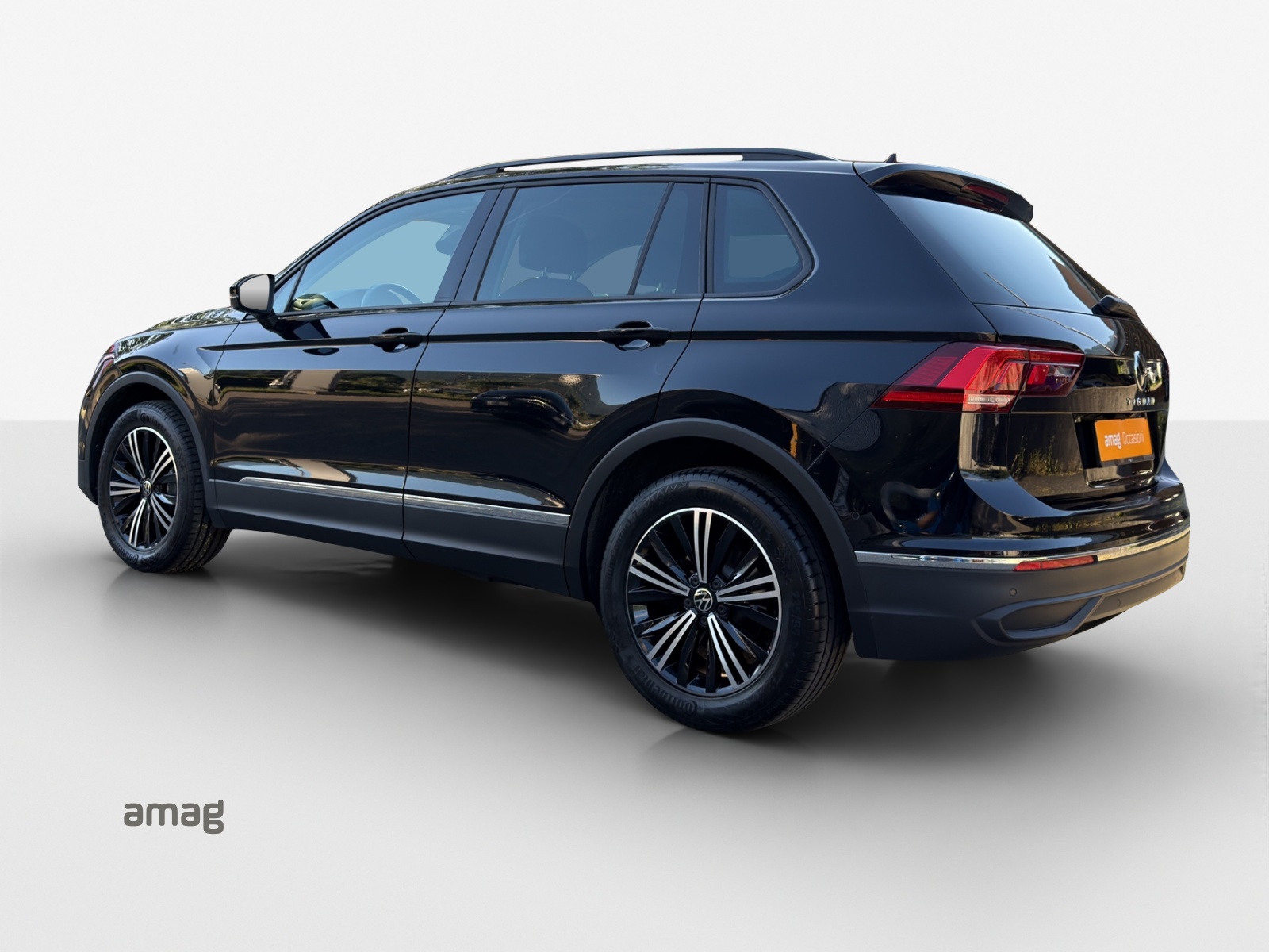 VW Tiguan 1.5TSI Evo Life DSG-showroom-element-2