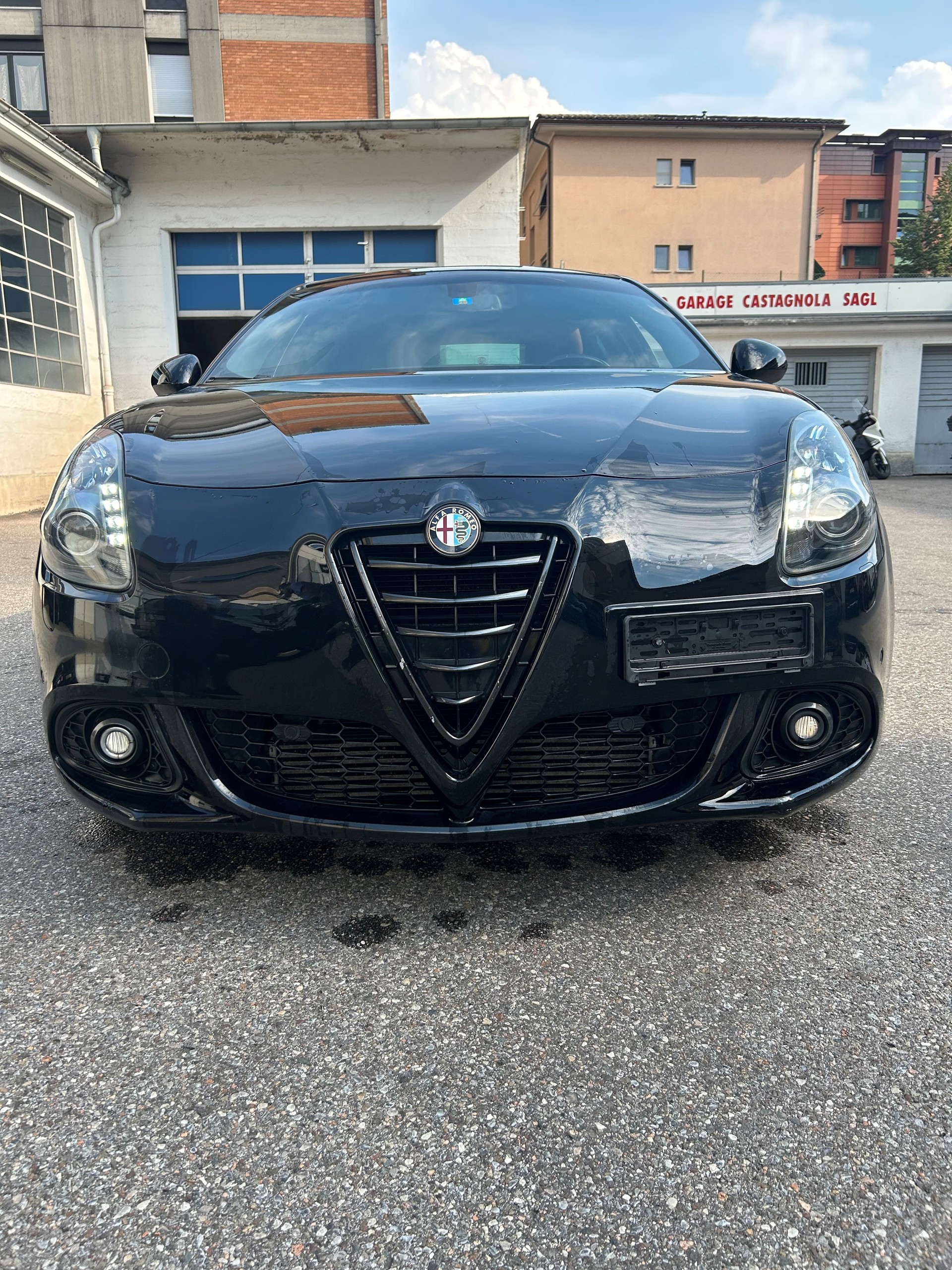 ALFA ROMEO Giulietta 1750 TBi Quadrifoglio Verde TCT-image-4