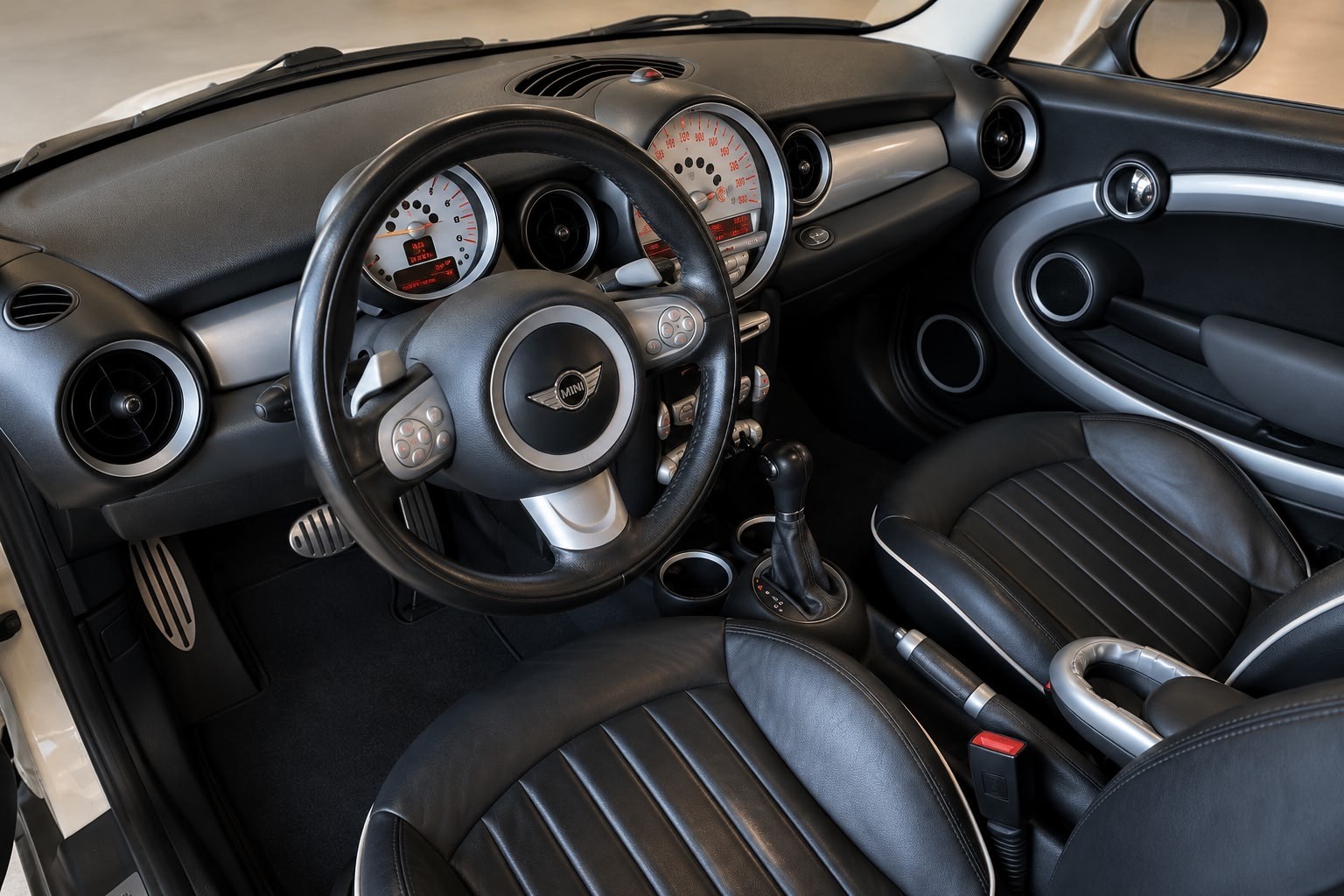 MINI Clubman Cooper S Steptronic-image-11