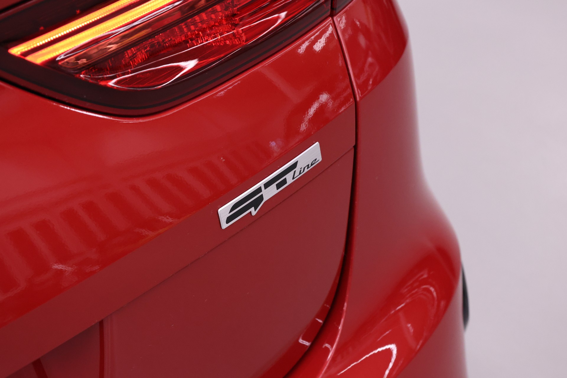 KIA Ceed SW 1.5 T-GDi GT-Line-image-9