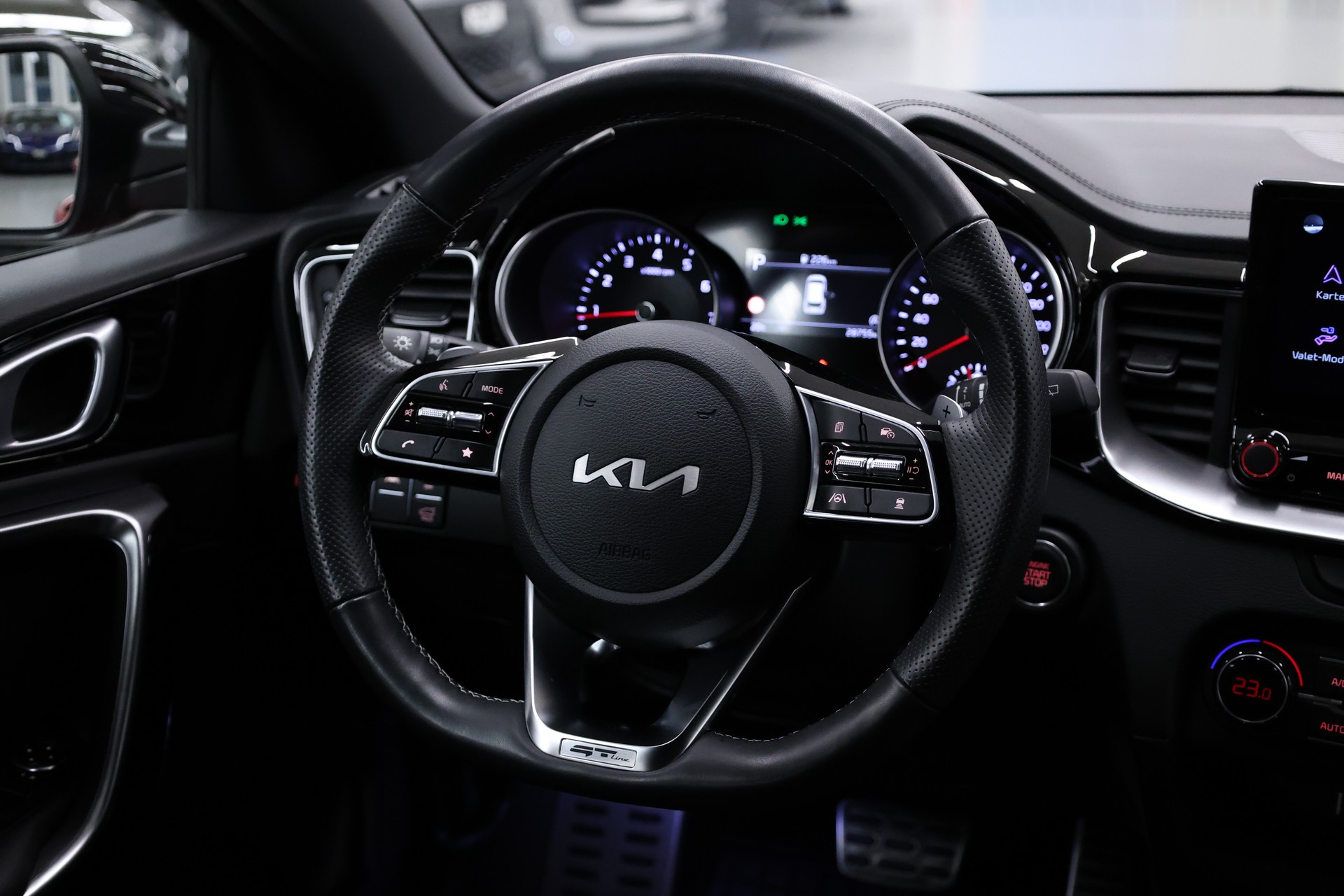 KIA Ceed SW 1.5 T-GDi GT-Line-image-16
