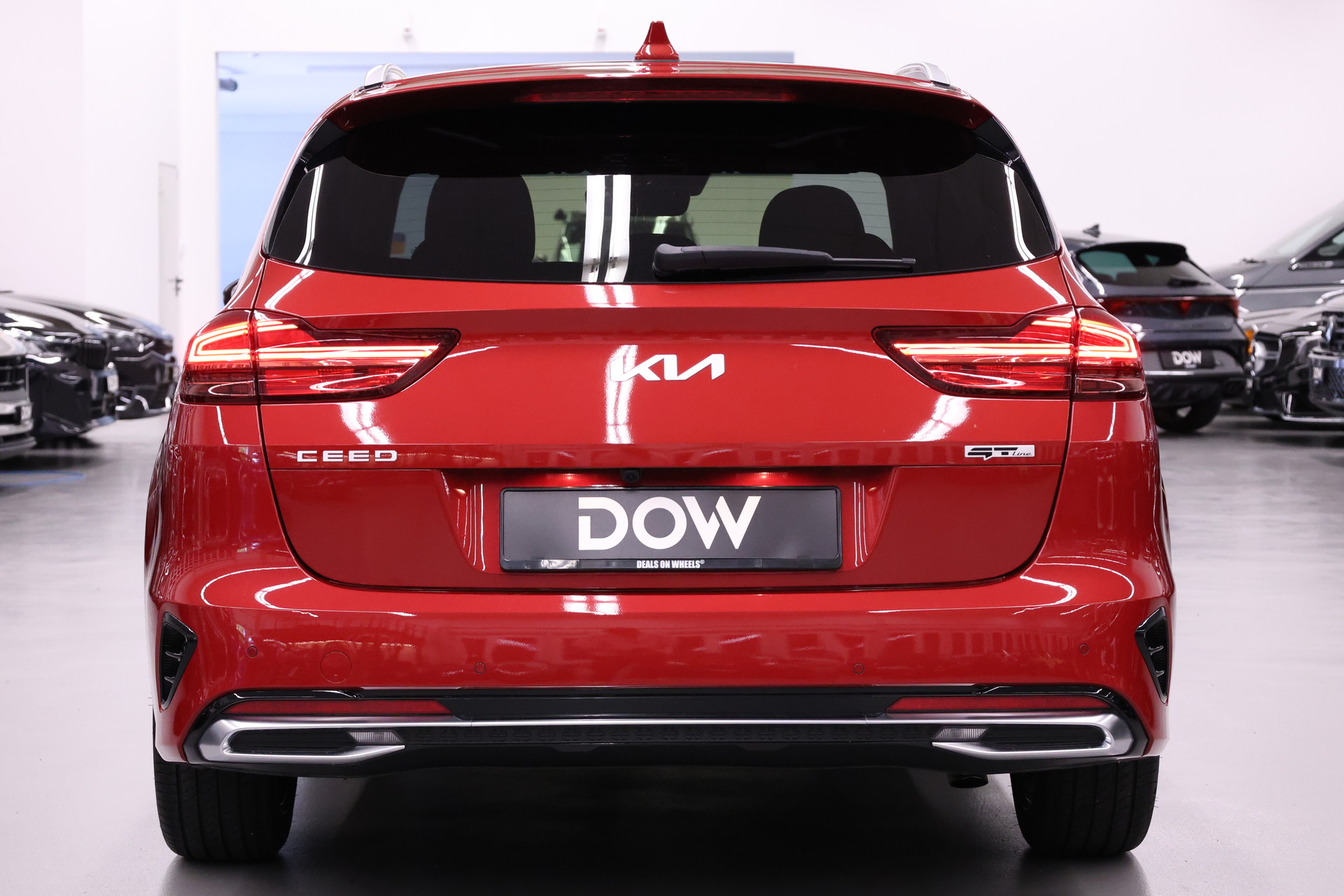 KIA Ceed SW 1.5 T-GDi GT-Line-image-6