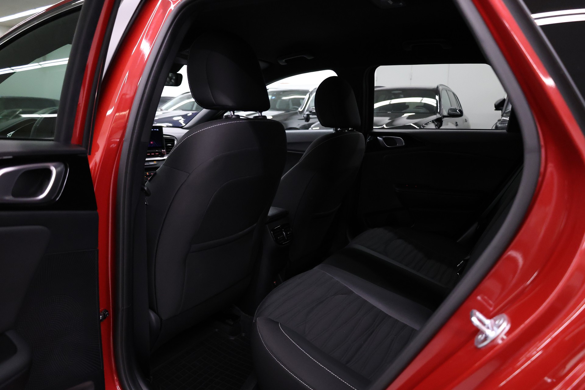KIA Ceed SW 1.5 T-GDi GT-Line-image-22