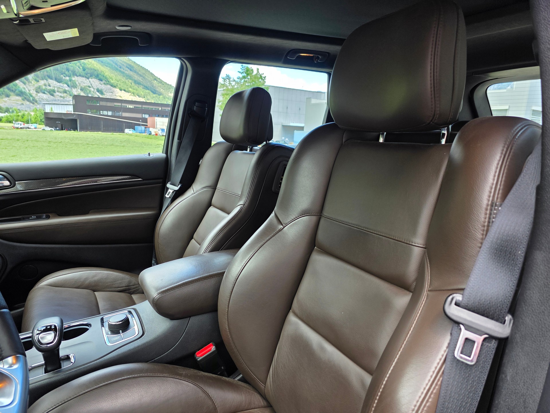JEEP Grand Cherokee 6.4 V8 HEMI SRT8 Automatic-image-18