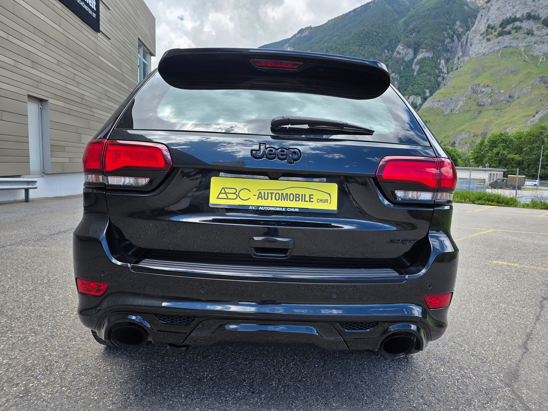 JEEP Grand Cherokee 6.4 V8 HEMI SRT8 Automatic-image-7