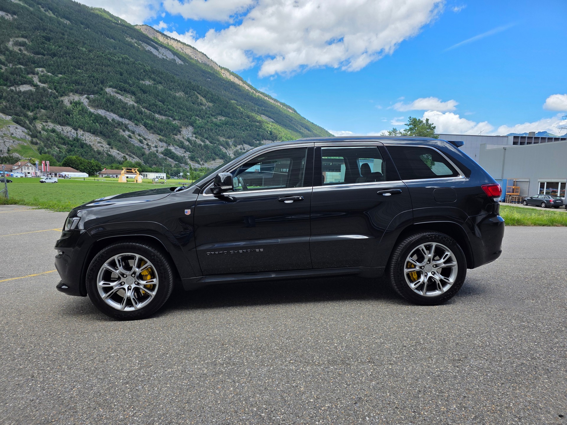 JEEP Grand Cherokee 6.4 V8 HEMI SRT8 Automatic-image-11