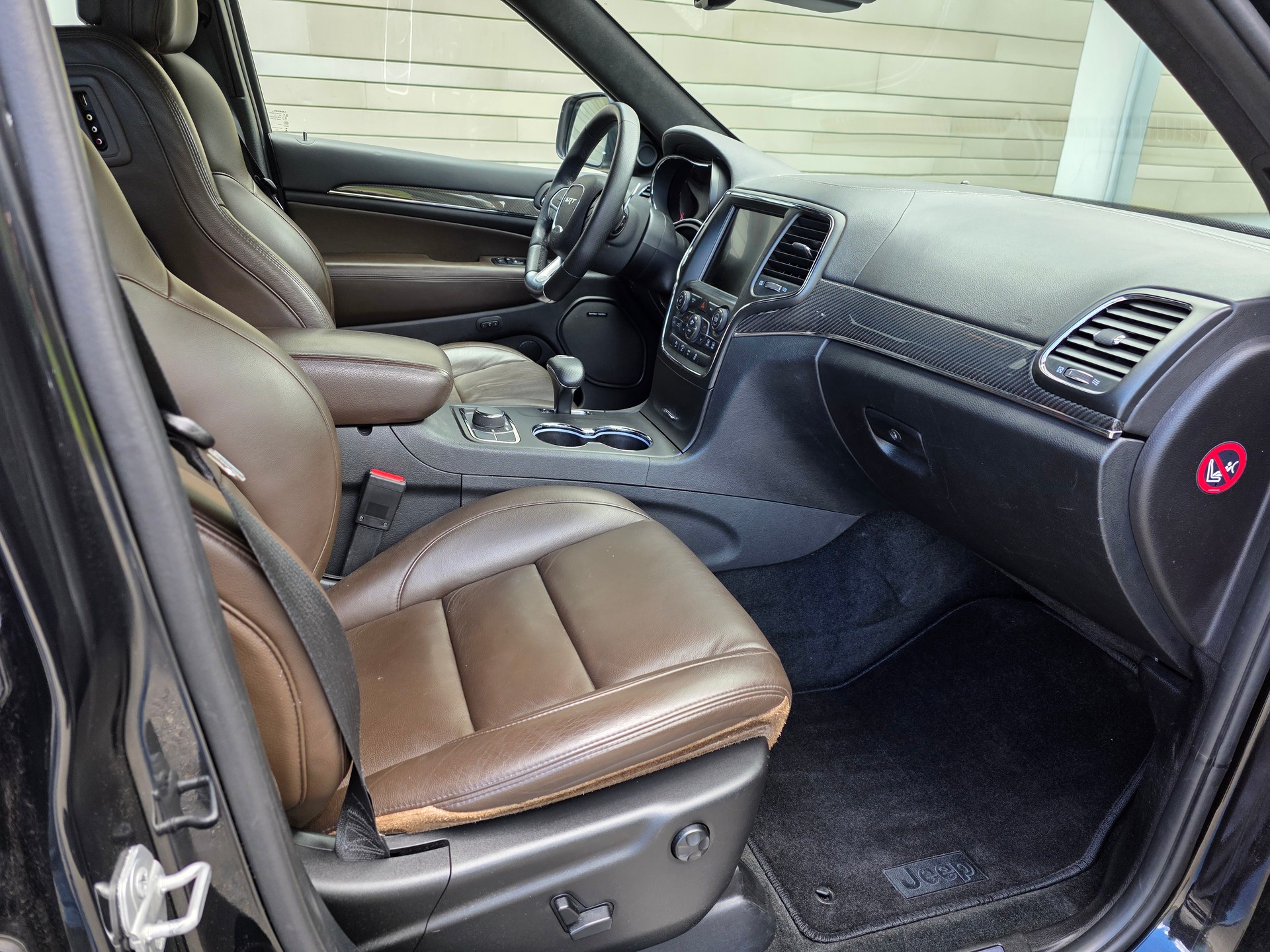 JEEP Grand Cherokee 6.4 V8 HEMI SRT8 Automatic-image-23