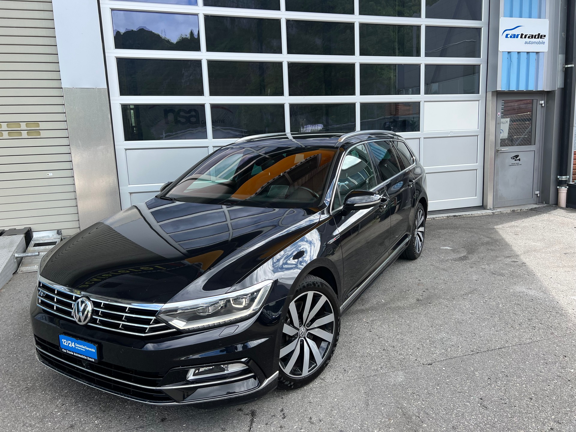 VW Passat Variant 2.0 TSI R-Line Highline 4x4 DSG PS 280 *** Leder * Head-Up Display * AHK 2200 kg.* 1 Jahr Garantie möglich **
