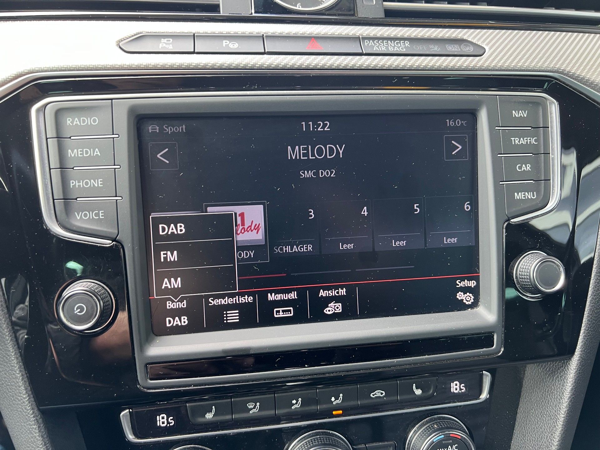VW Passat Variant 2.0 TSI R-Line Highline 4x4 DSG PS 280 *** Leder * Head-Up Display * AHK 2200 kg.* 1 Jahr Garantie möglich **-image-17