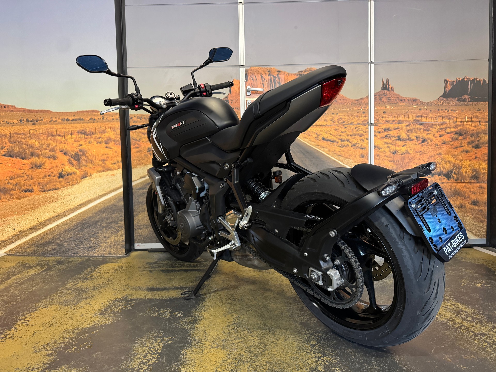 TRIUMPH Trident 660-image-3