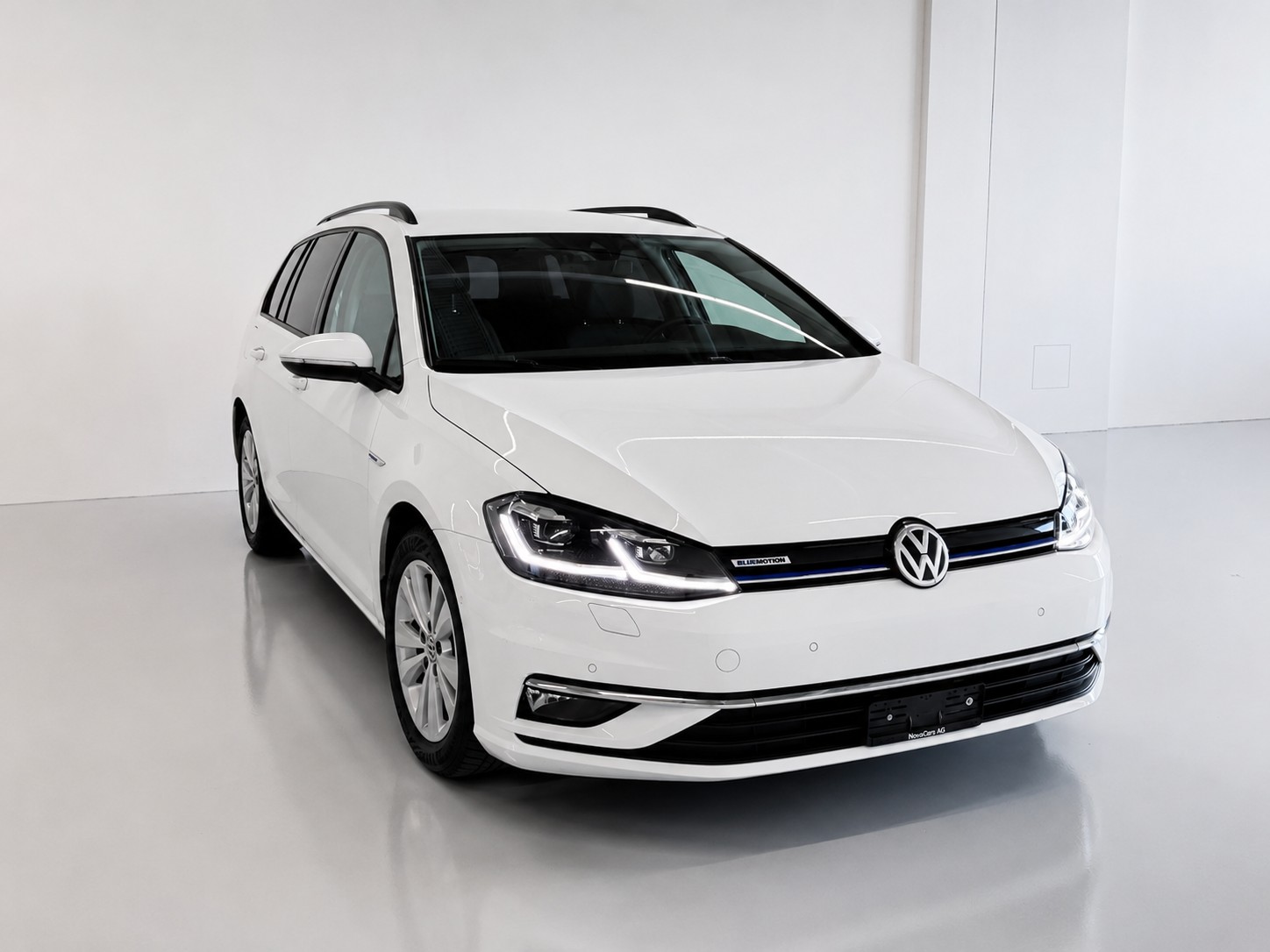 VW Golf Variant 1.5 TSI EVO Digital DSG (CH)-showroom-element-3