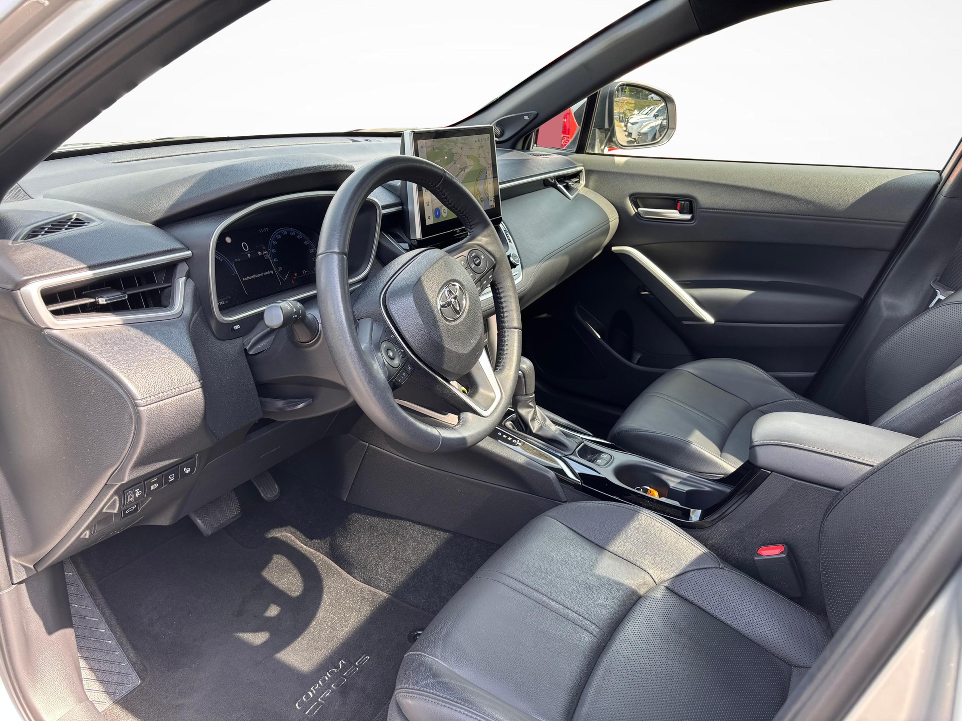 TOYOTA Corolla Cross 2.0 HSD Comfort AWD-i-showroom-element-2